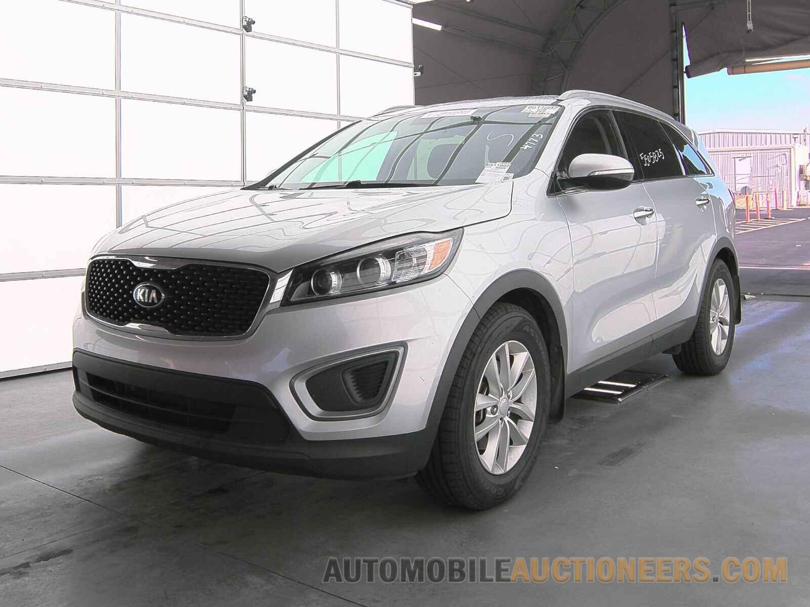 5XYPG4A50GG009457 Kia Sorento 2016