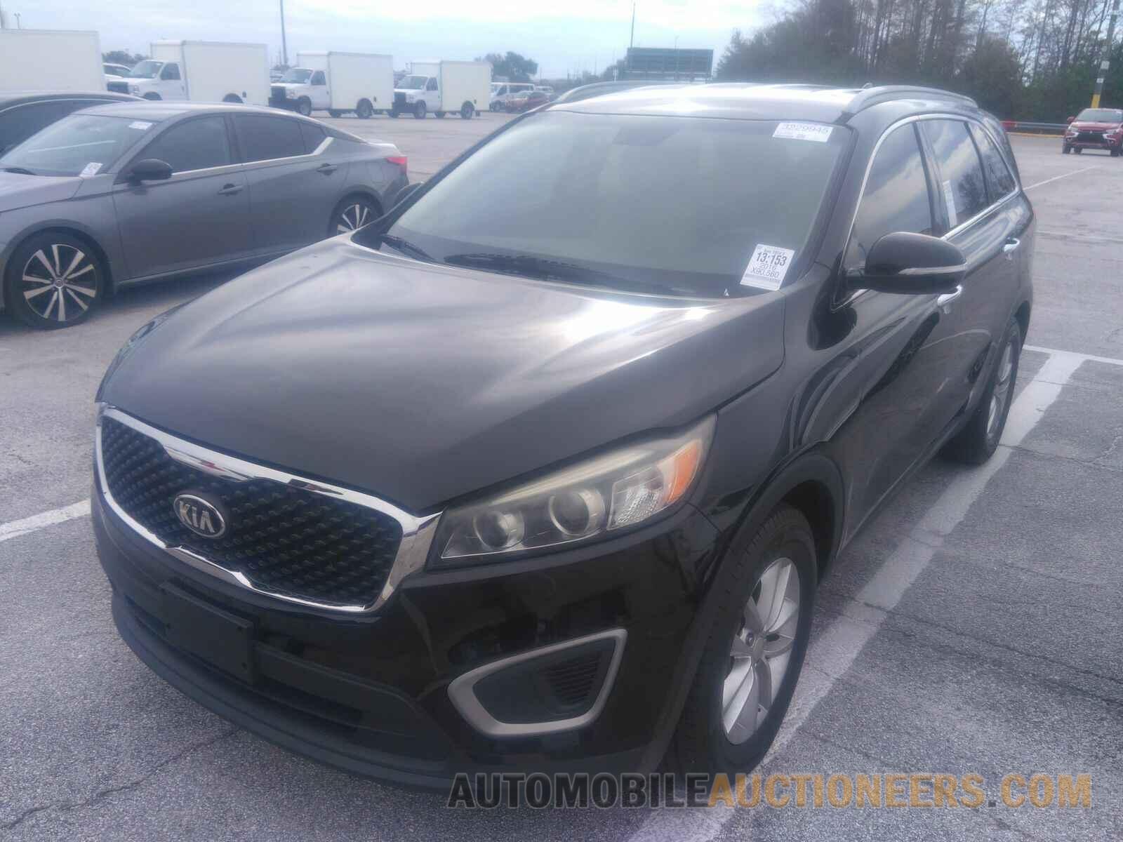 5XYPG4A50GG023665 Kia Sorento 2016