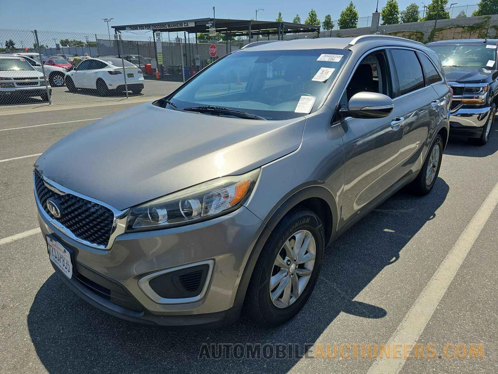 5XYPG4A51HG217722 Kia Sorento 2017