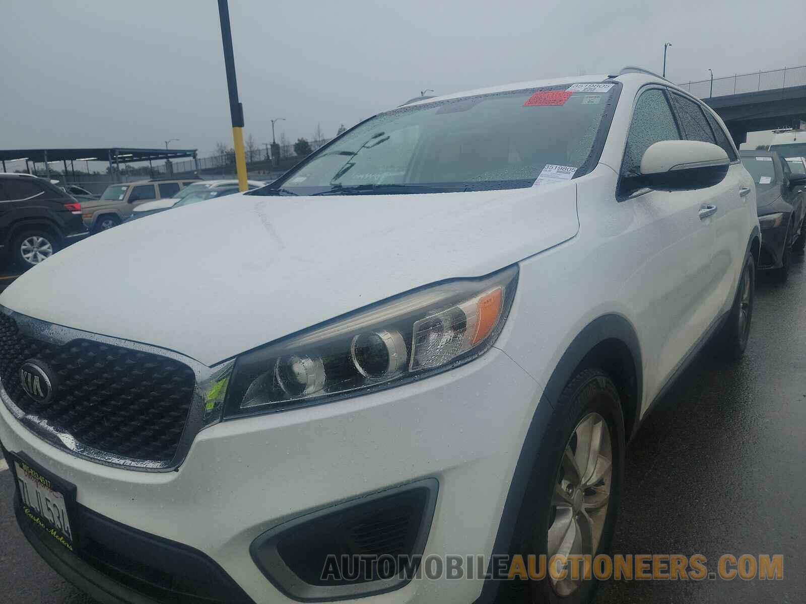 5XYPG4A52GG035641 Kia Sorento 2016