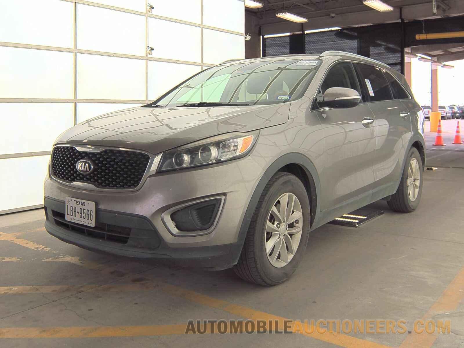 5XYPG4A53HG189437 Kia Sorento 2017