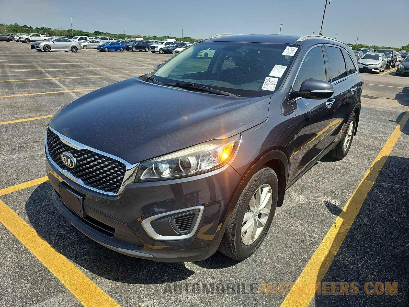 5XYPG4A57JG394264 Kia Sorento 2018