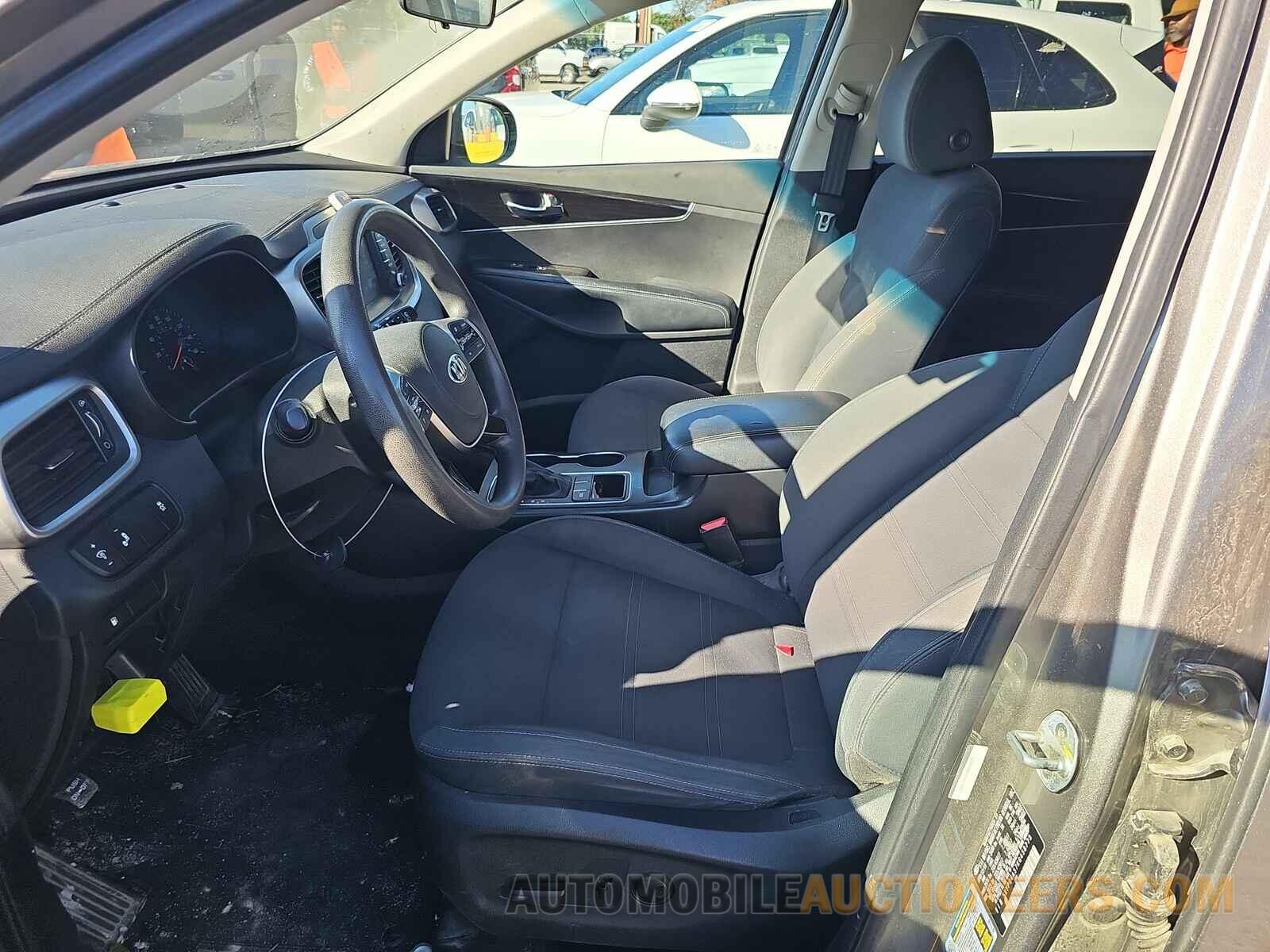 5XYPG4A57KG458773 Kia Sorento 2019