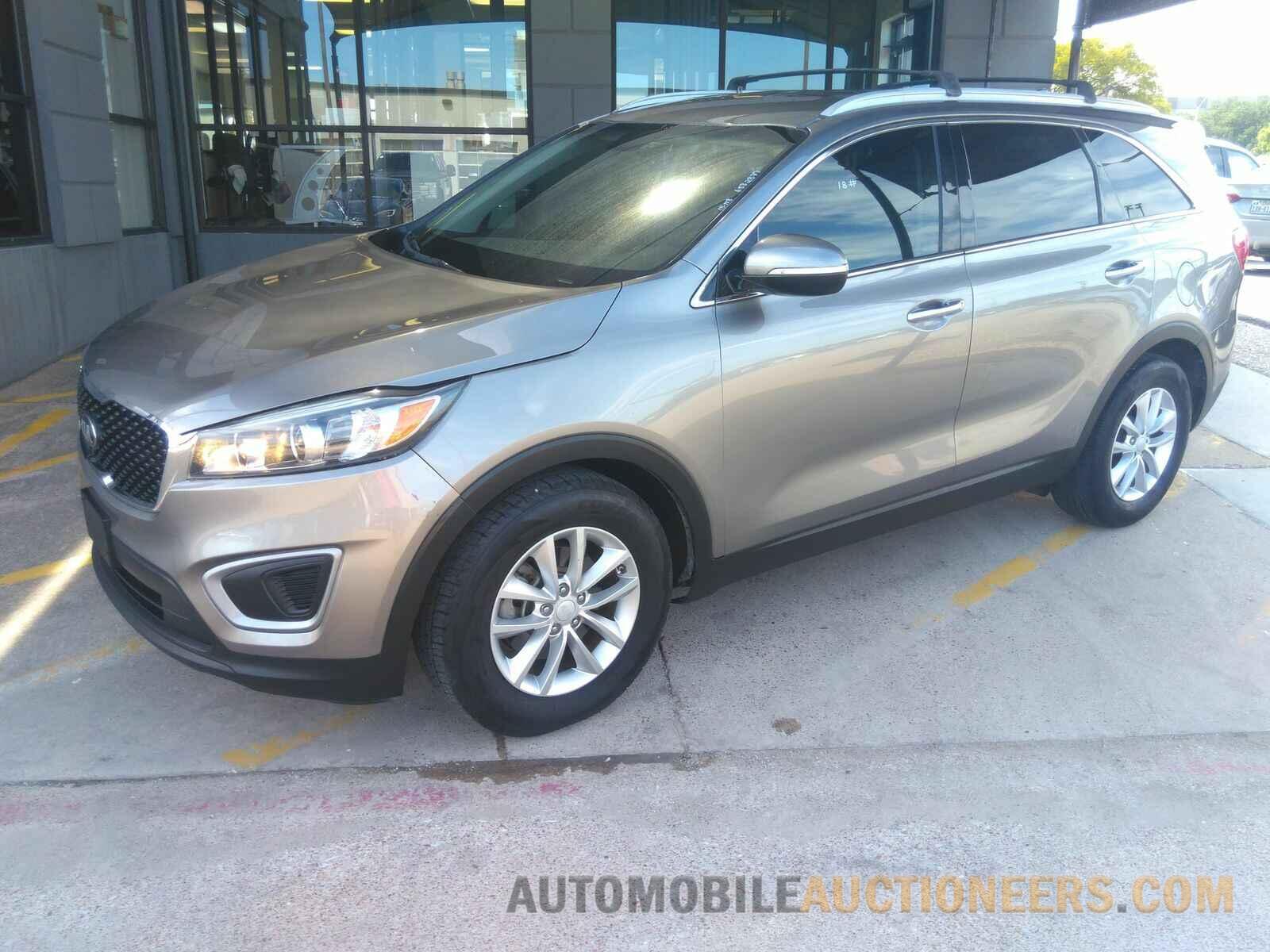 5XYPG4A5XHG291253 Kia Sorento 2017