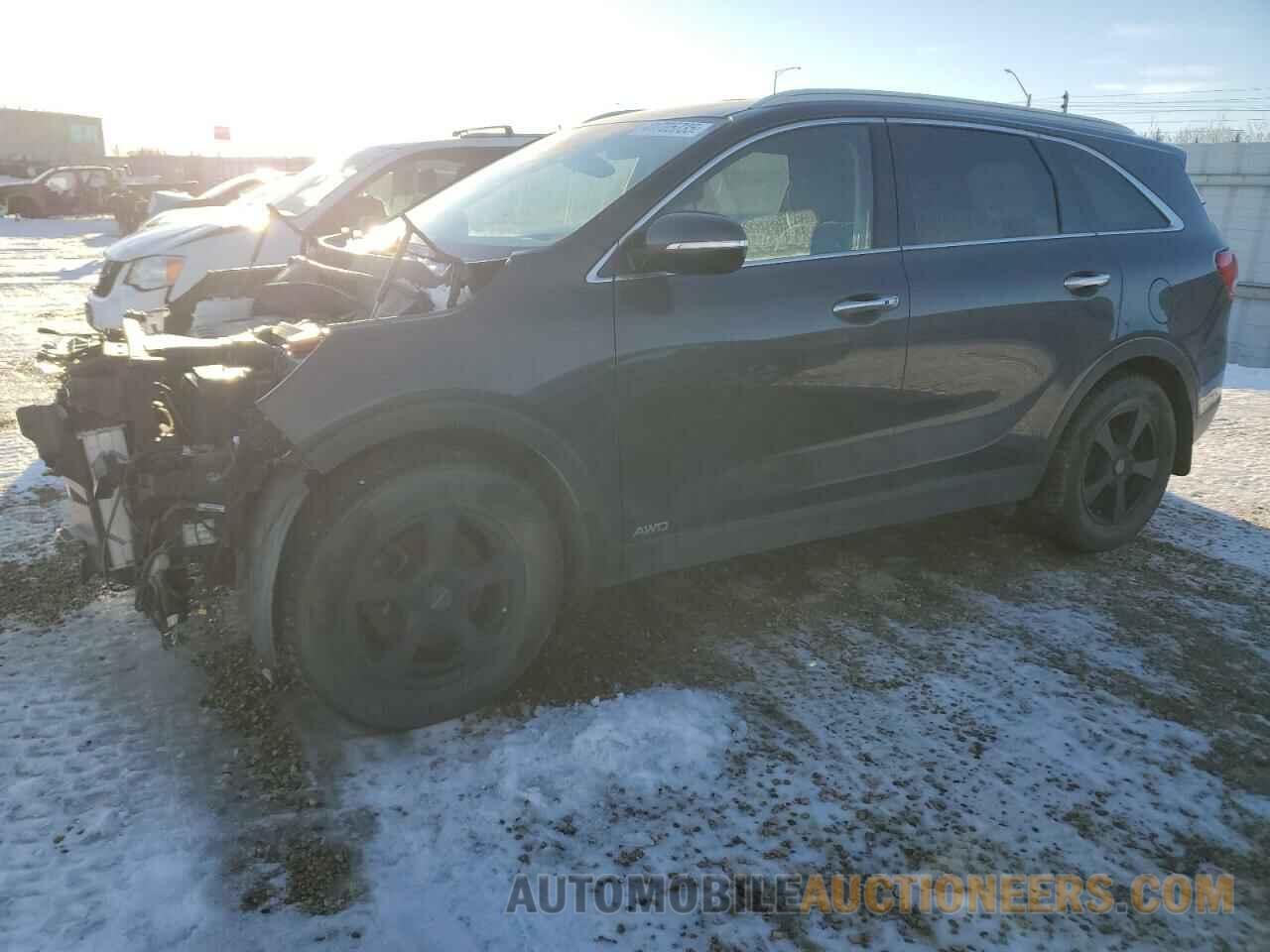 5XYPGDA19JG359464 KIA SORENTO 2018