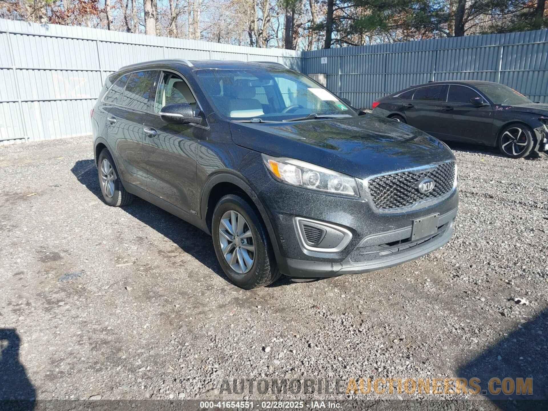 5XYPGDA30GG039895 KIA SORENTO 2016