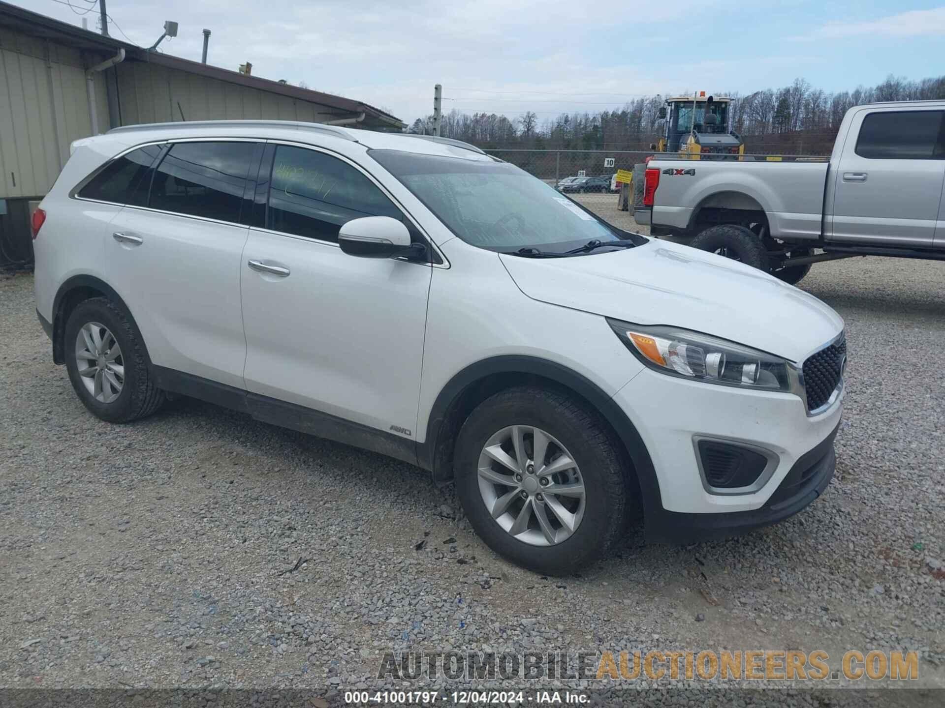 5XYPGDA30HG244635 KIA SORENTO 2017