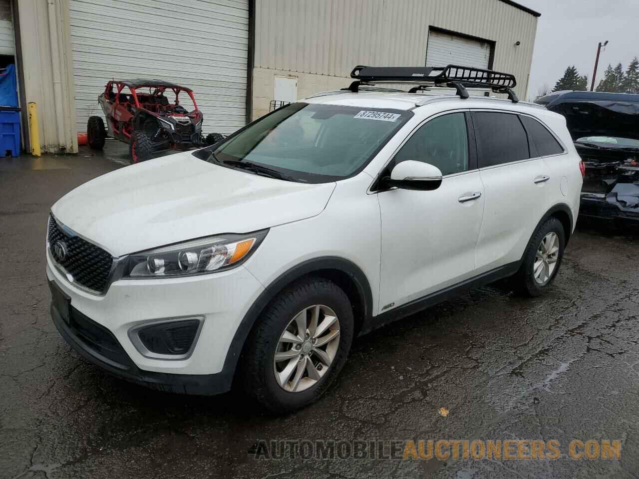 5XYPGDA30HG282561 KIA SORENTO 2017