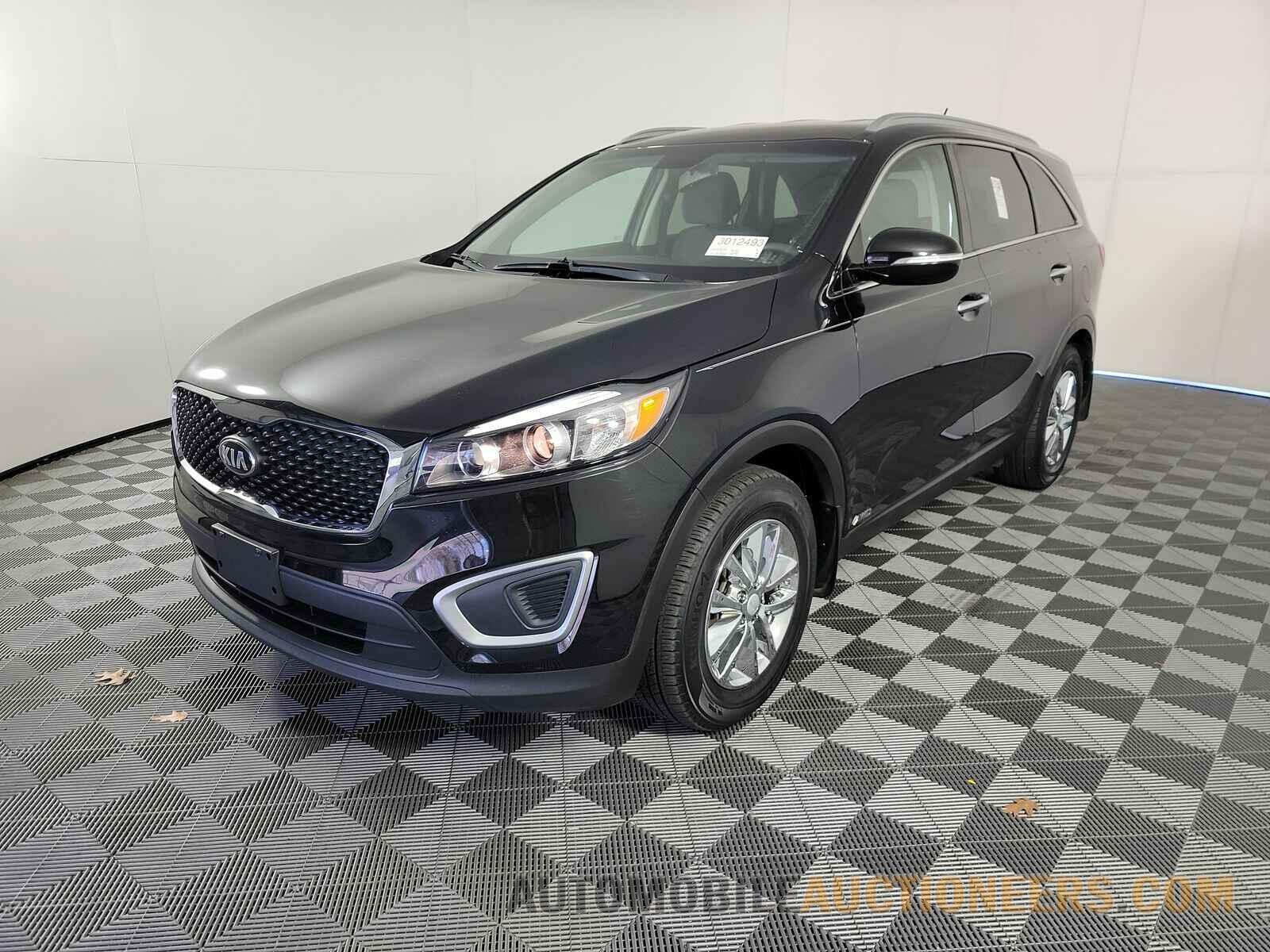 5XYPGDA31HG213930 Kia Sorento 2017