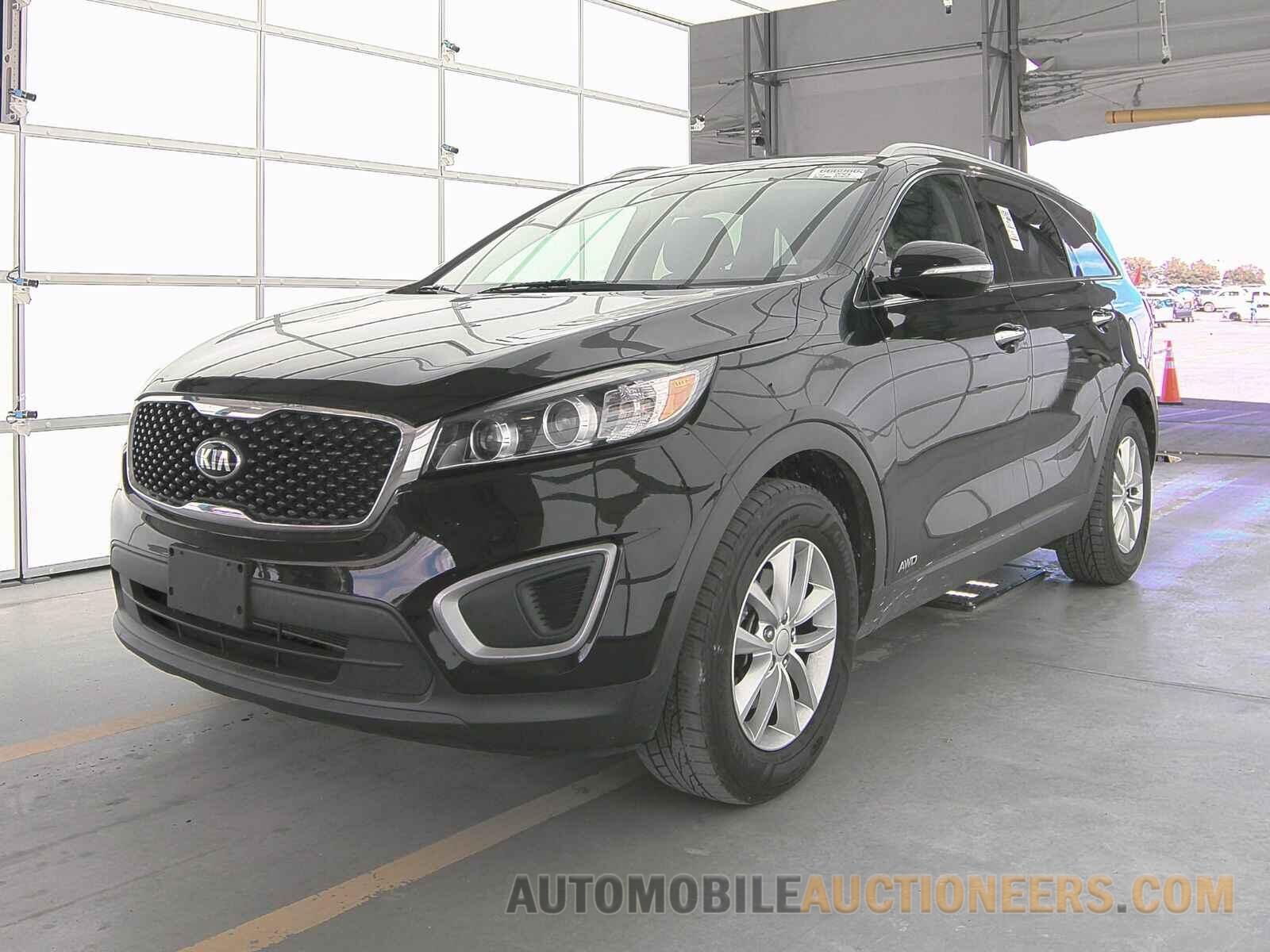 5XYPGDA32GG148858 Kia Sorento 2016