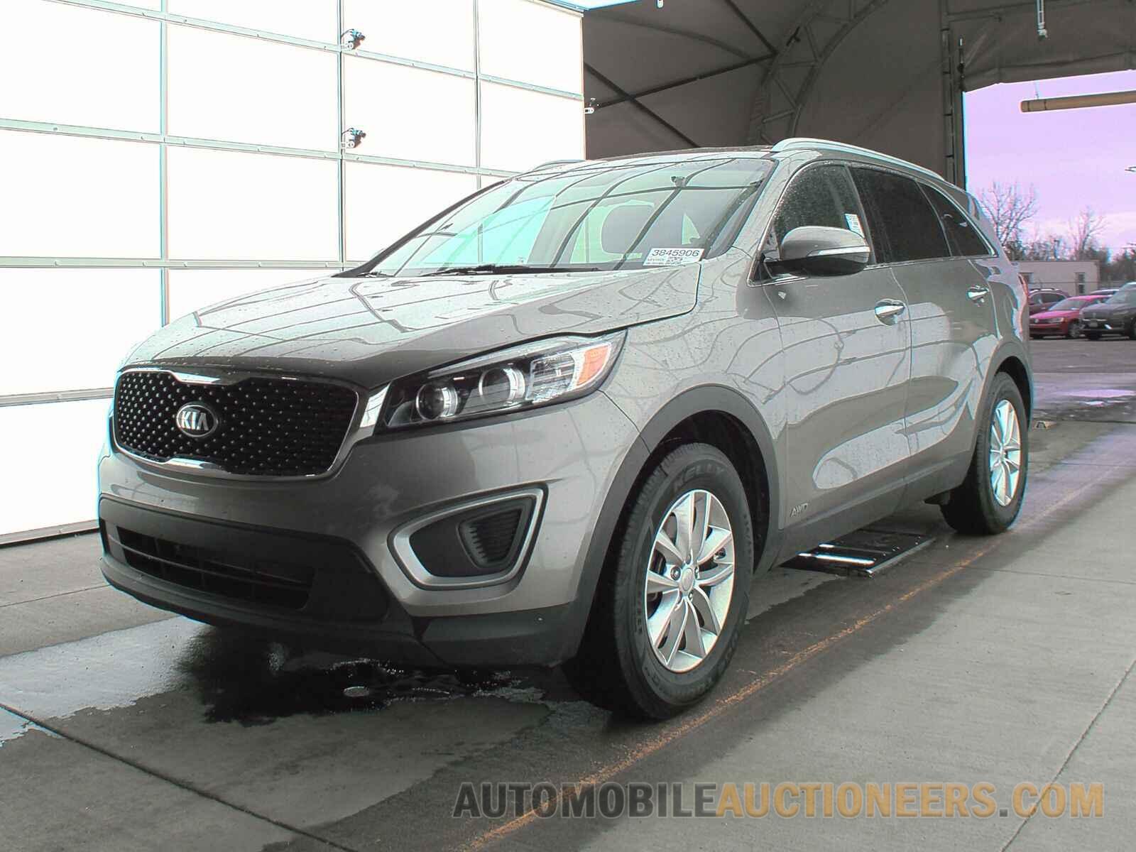 5XYPGDA32HG253174 Kia Sorento 2017