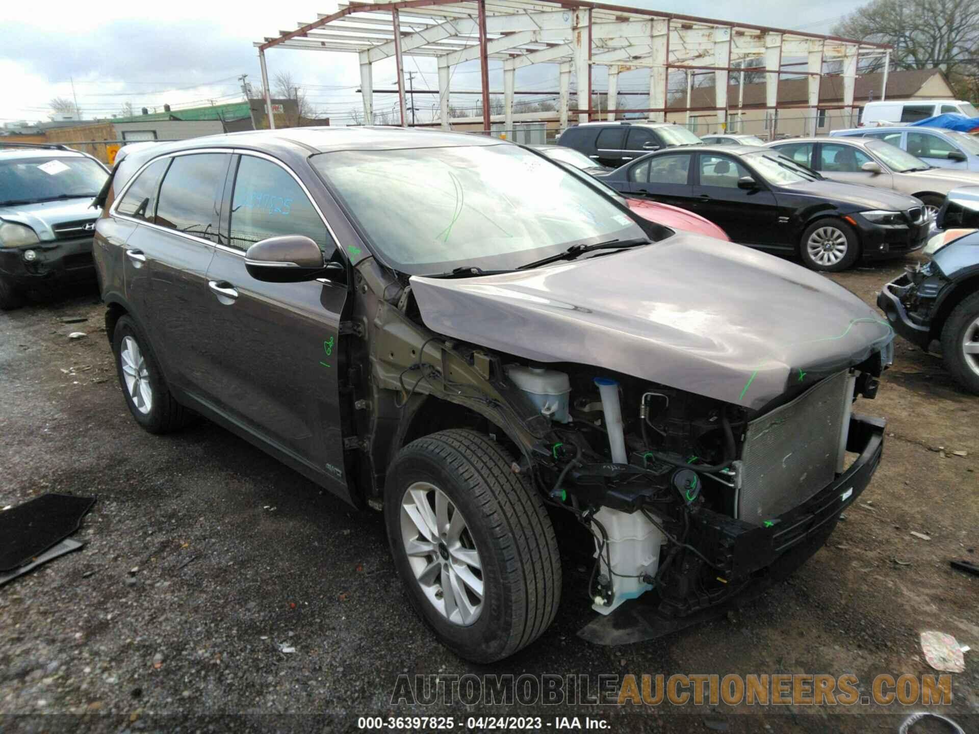 5XYPGDA32KG570251 KIA SORENTO 2019