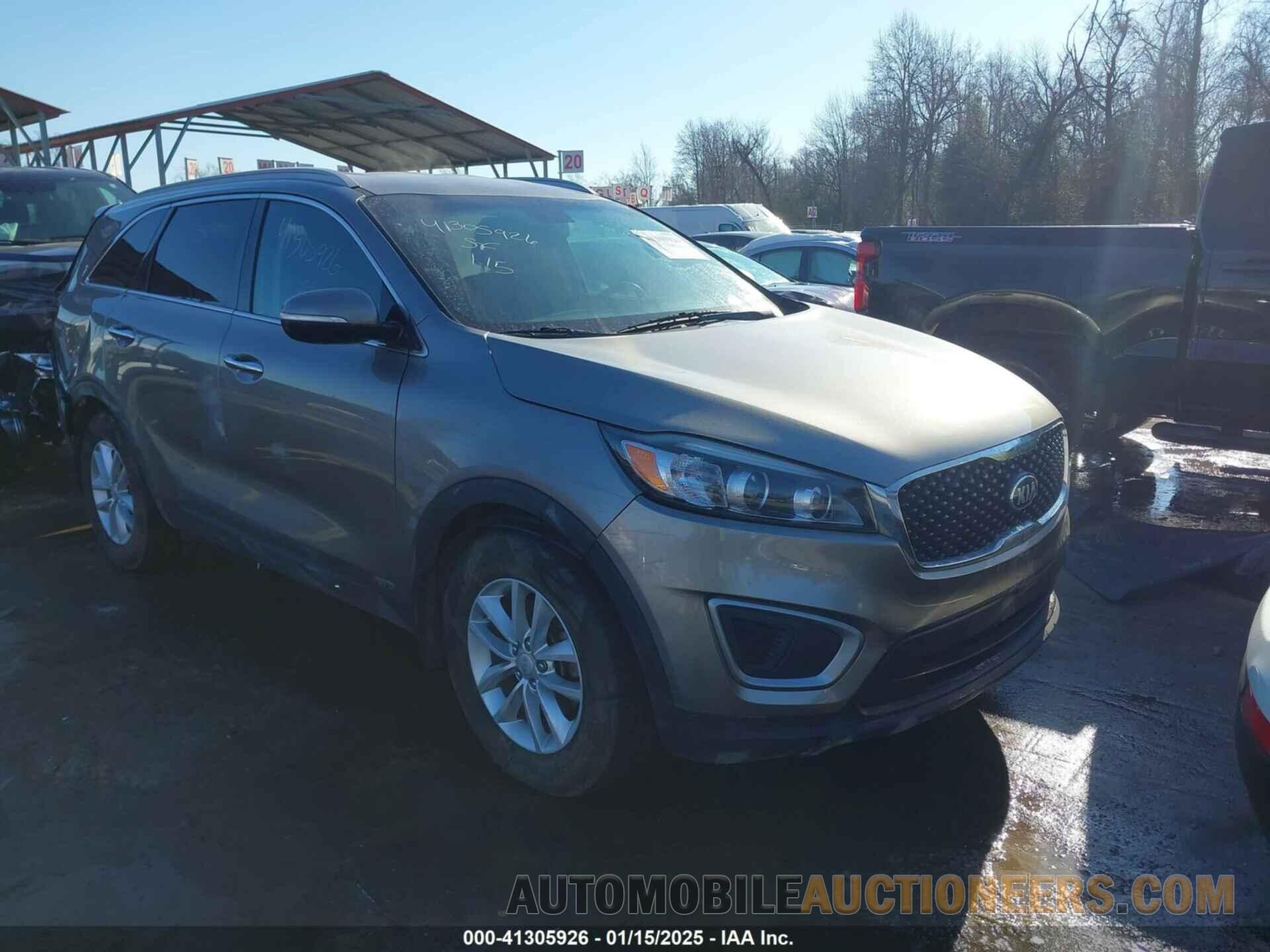 5XYPGDA33GG172957 KIA SORENTO 2016