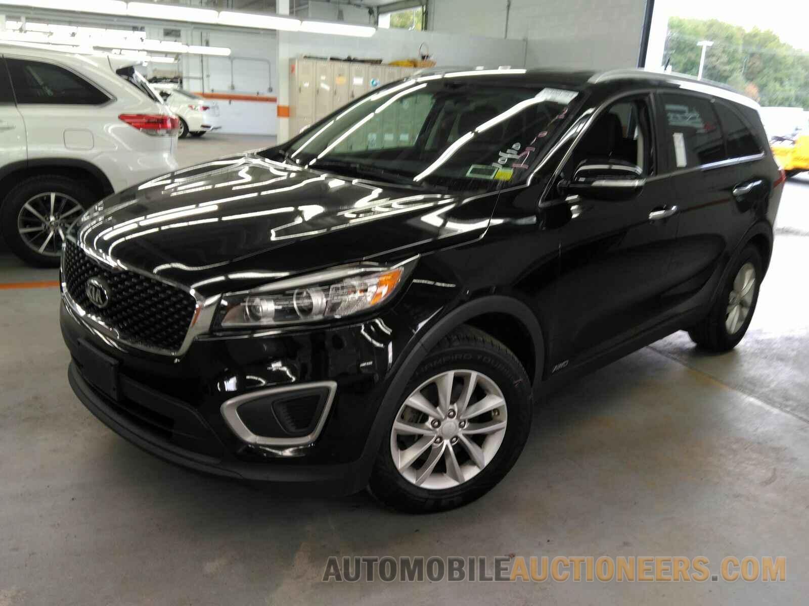 5XYPGDA35GG157621 Kia Sorento 2016