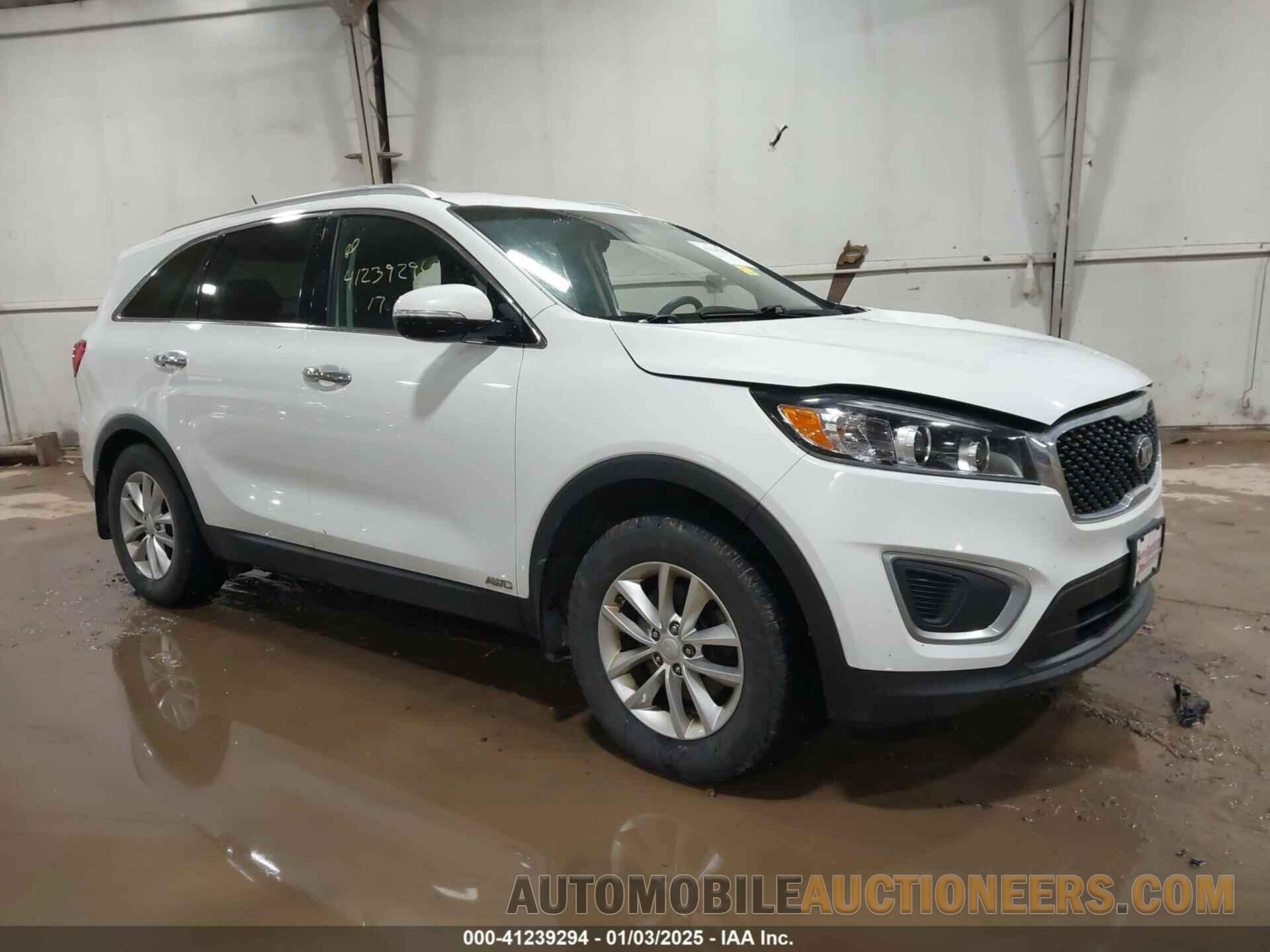 5XYPGDA35HG243965 KIA SORENTO 2017