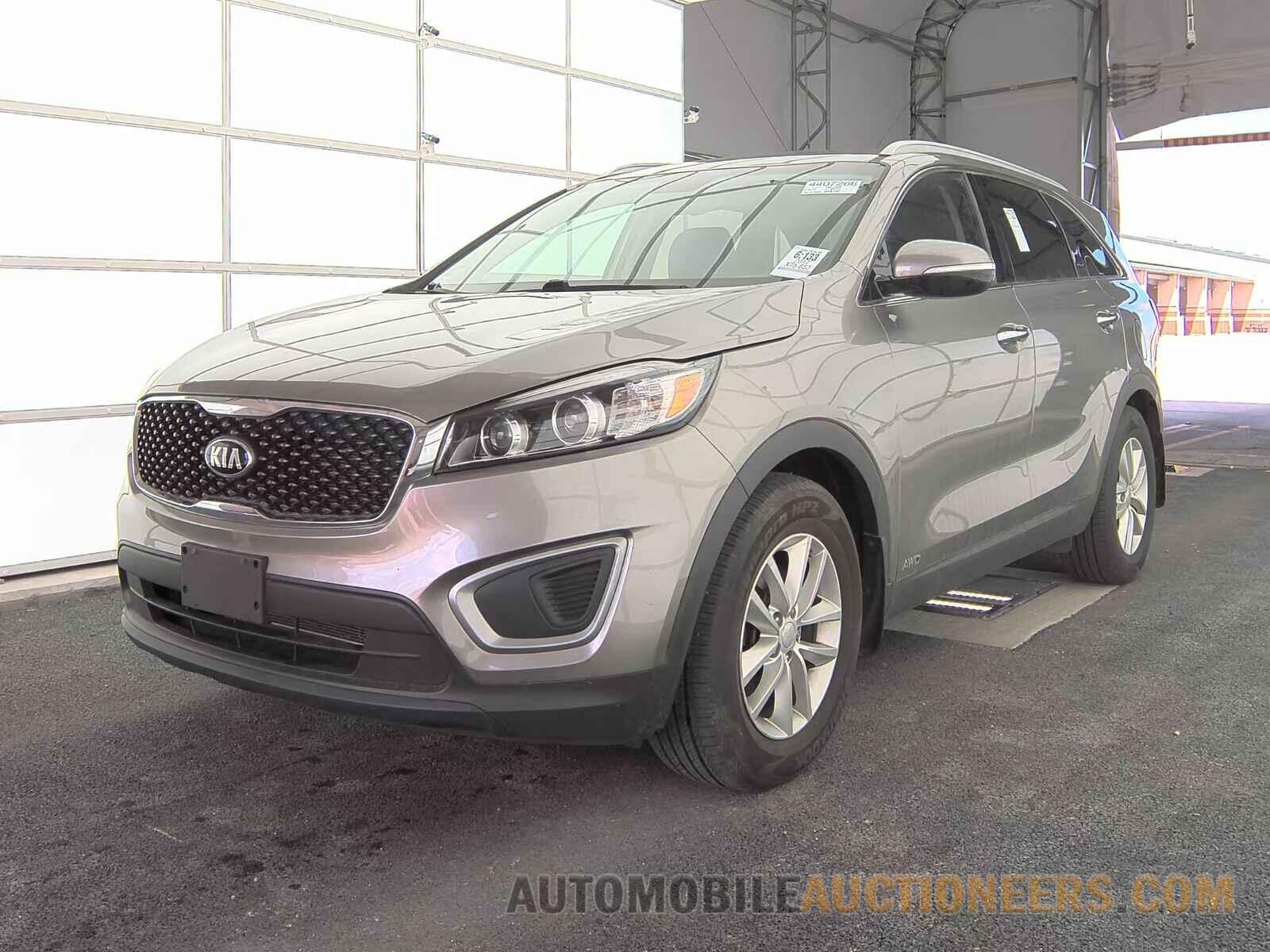 5XYPGDA35HG286315 Kia Sorento 2017