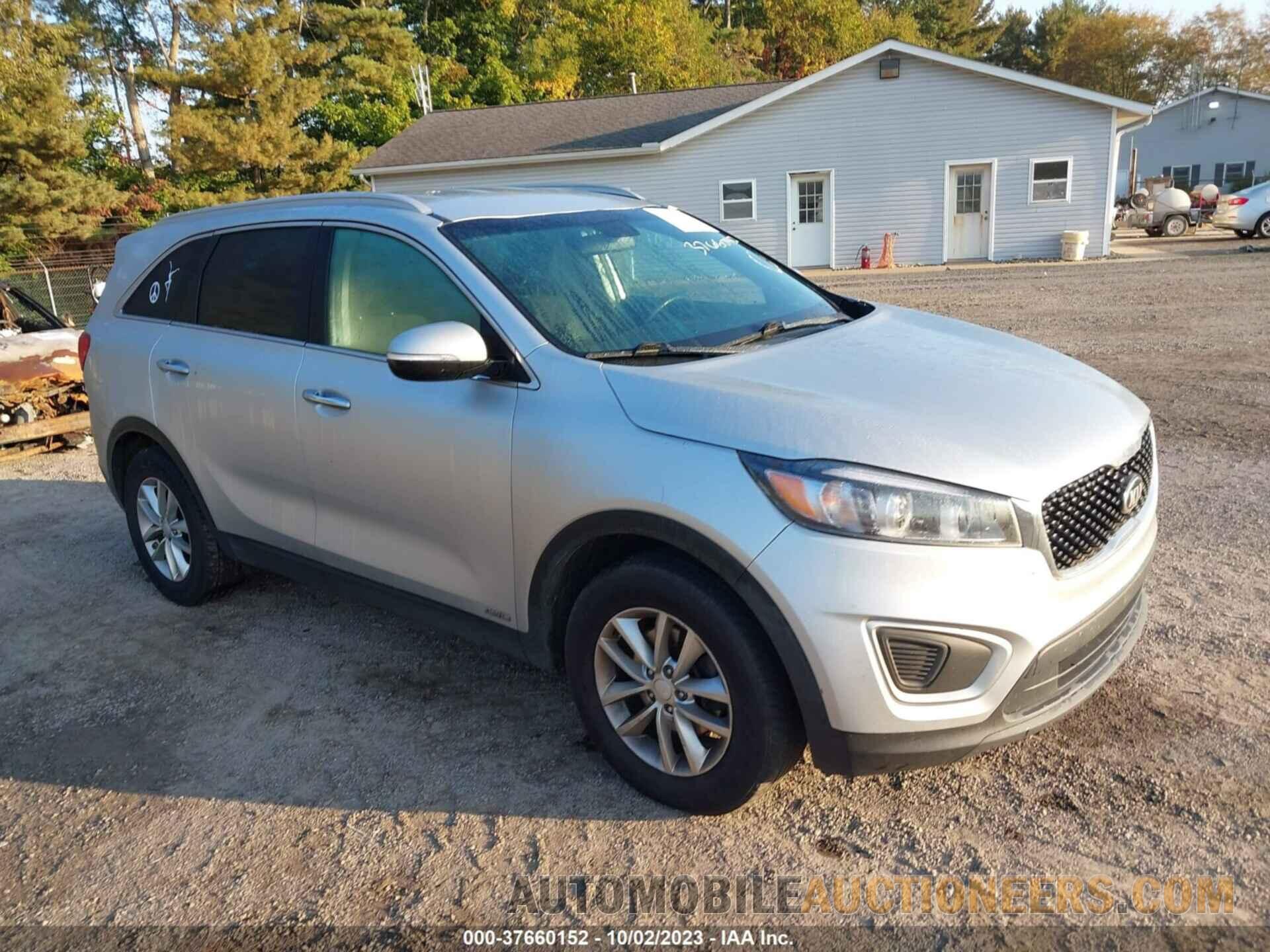 5XYPGDA35JG344574 KIA SORENTO 2018