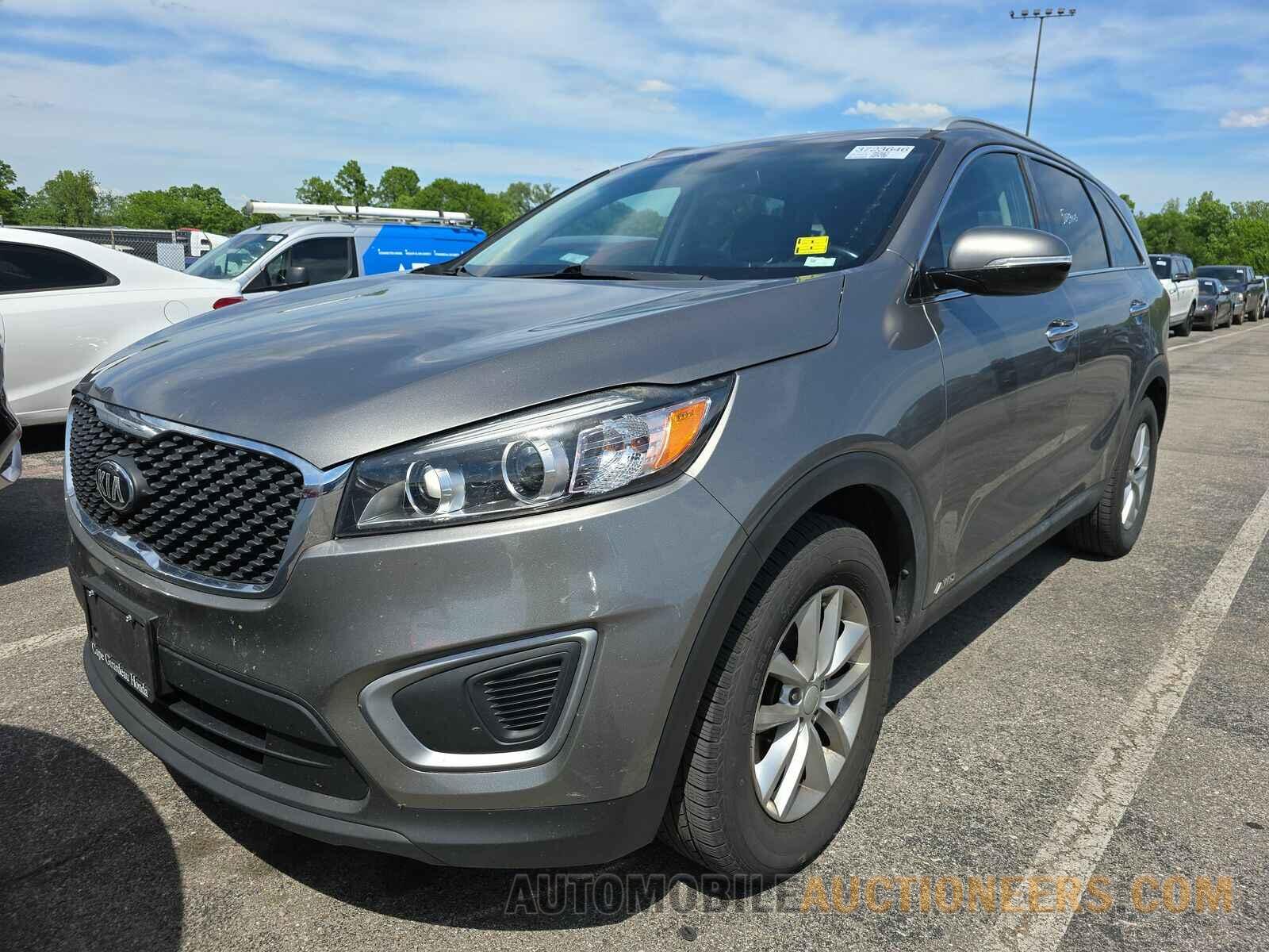 5XYPGDA35JG352903 Kia Sorento 2018