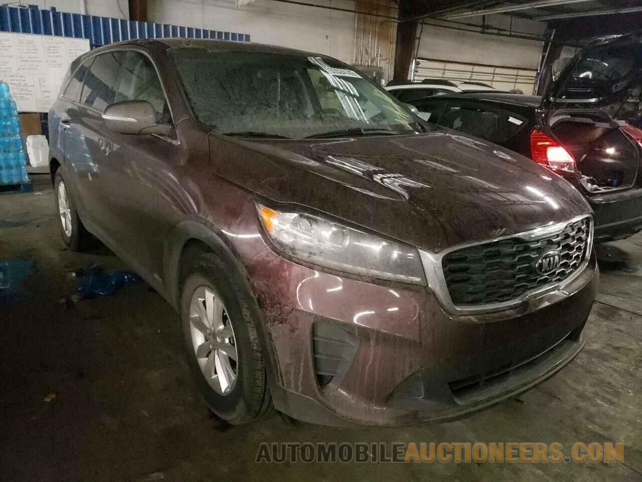 5XYPGDA35KG564363 KIA SORENTO 2019