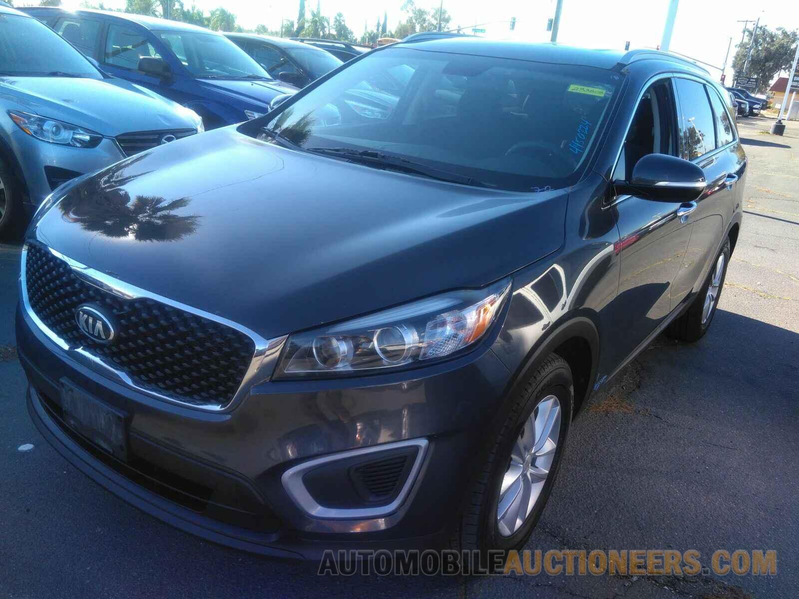 5XYPGDA36JG407861 Kia Sorento 2018