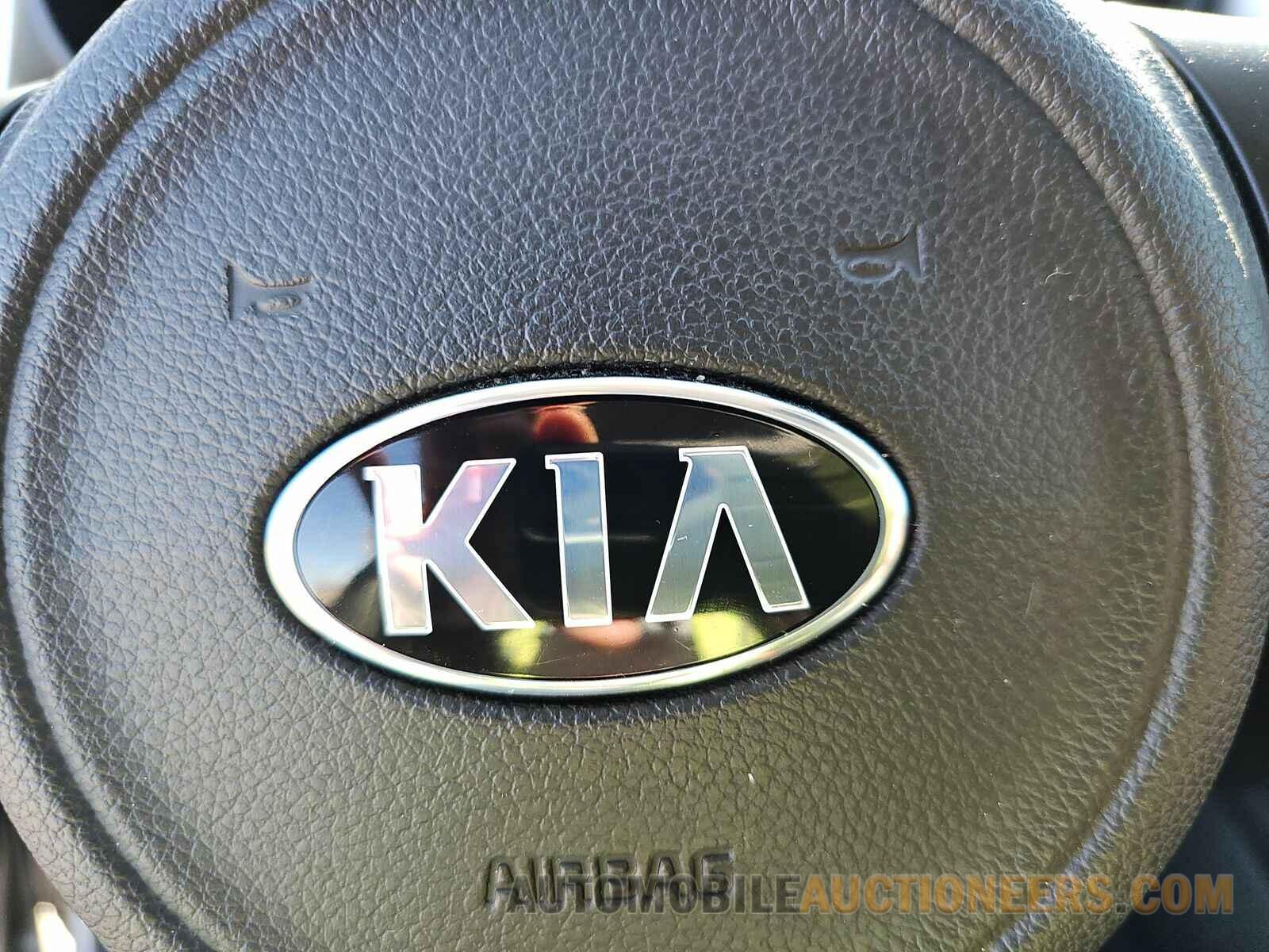 5XYPGDA37HG287787 Kia Sorento 2017