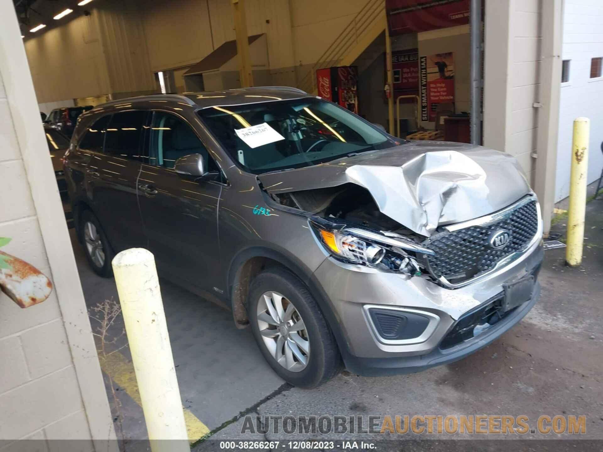 5XYPGDA37JG407223 KIA SORENTO 2018