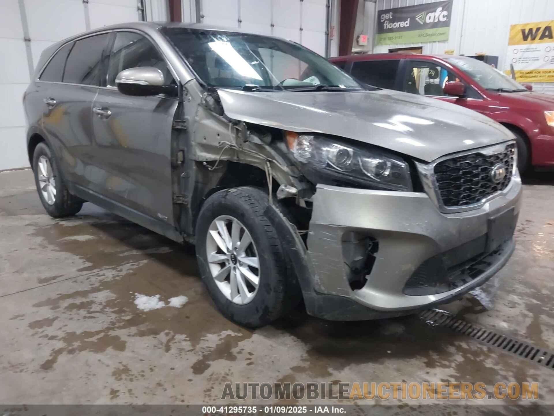 5XYPGDA37KG509638 KIA SORENTO 2019