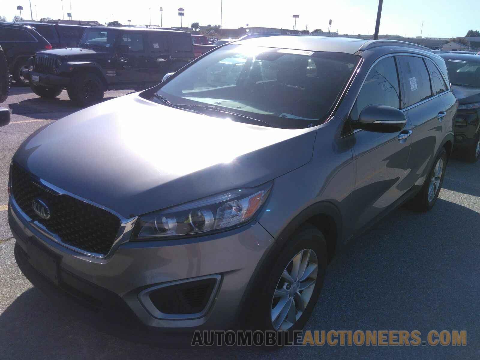 5XYPGDA38HG300434 Kia Sorento 2017