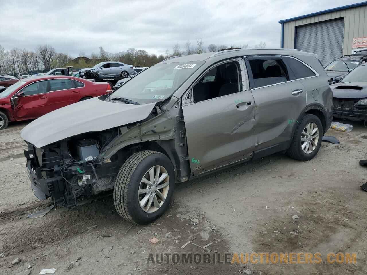 5XYPGDA38JG425200 KIA SORENTO 2018