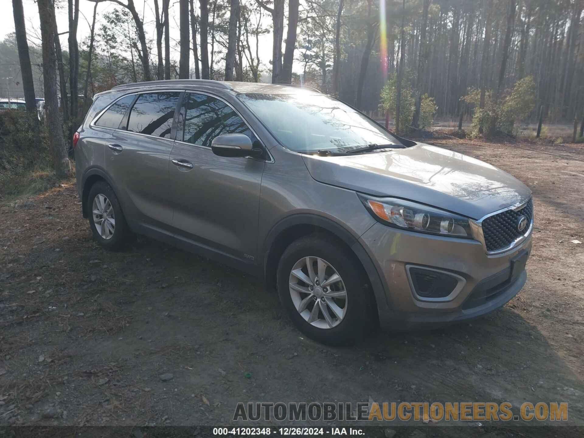 5XYPGDA39HG200035 KIA SORENTO 2017