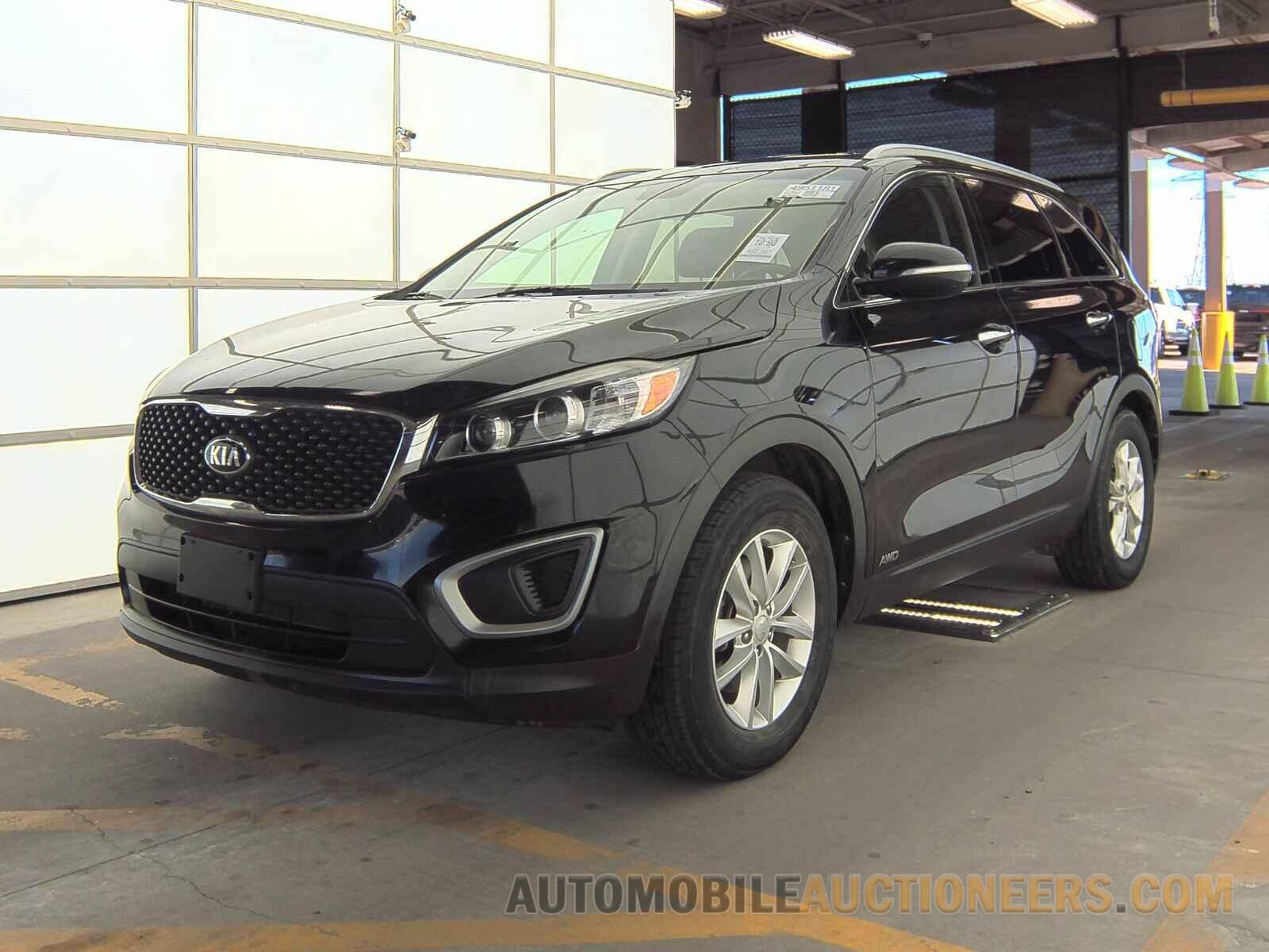 5XYPGDA39HG297088 Kia Sorento 2017