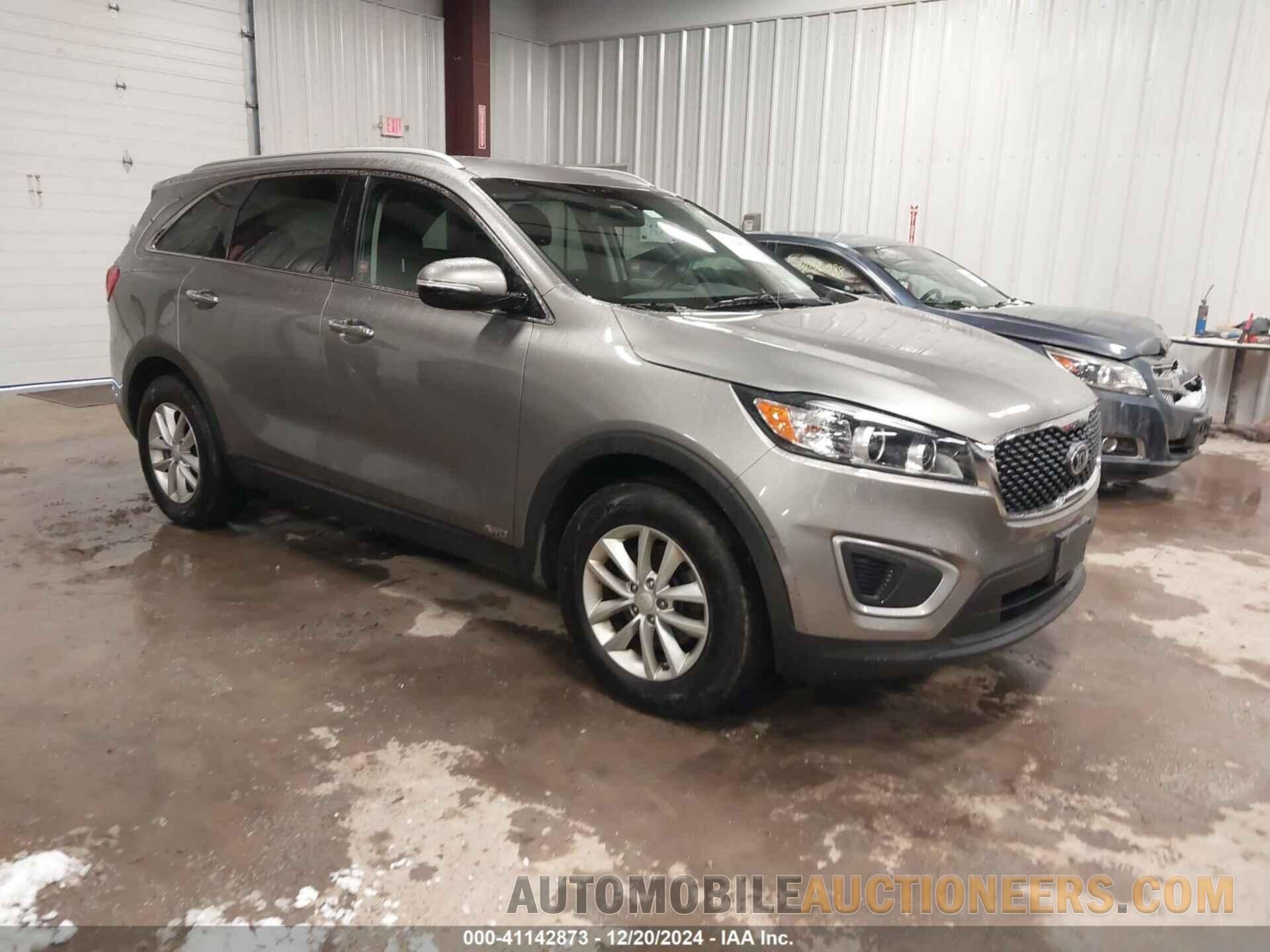 5XYPGDA39JG380915 KIA SORENTO 2018