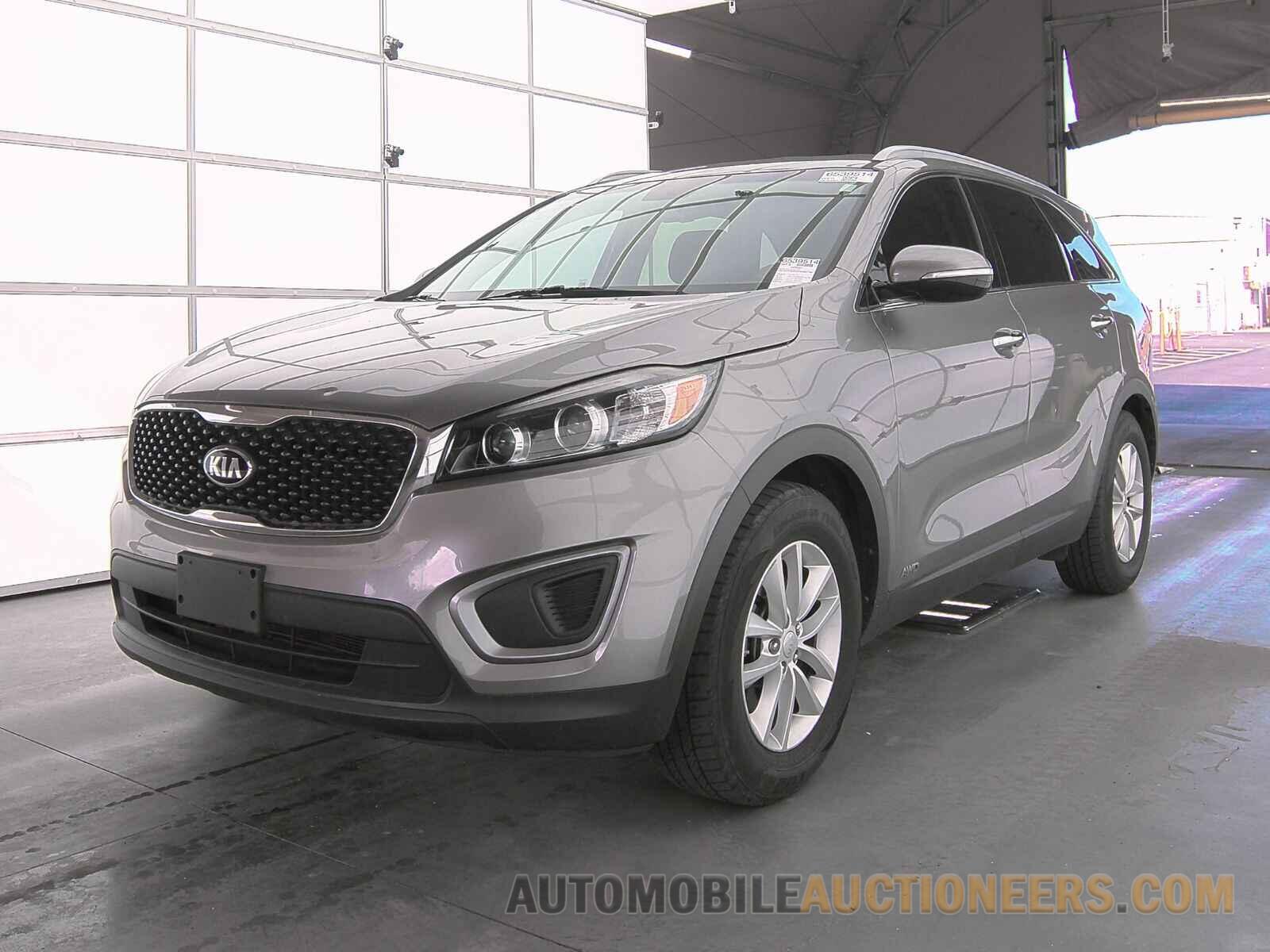 5XYPGDA3XGG061158 Kia Sorento 2016