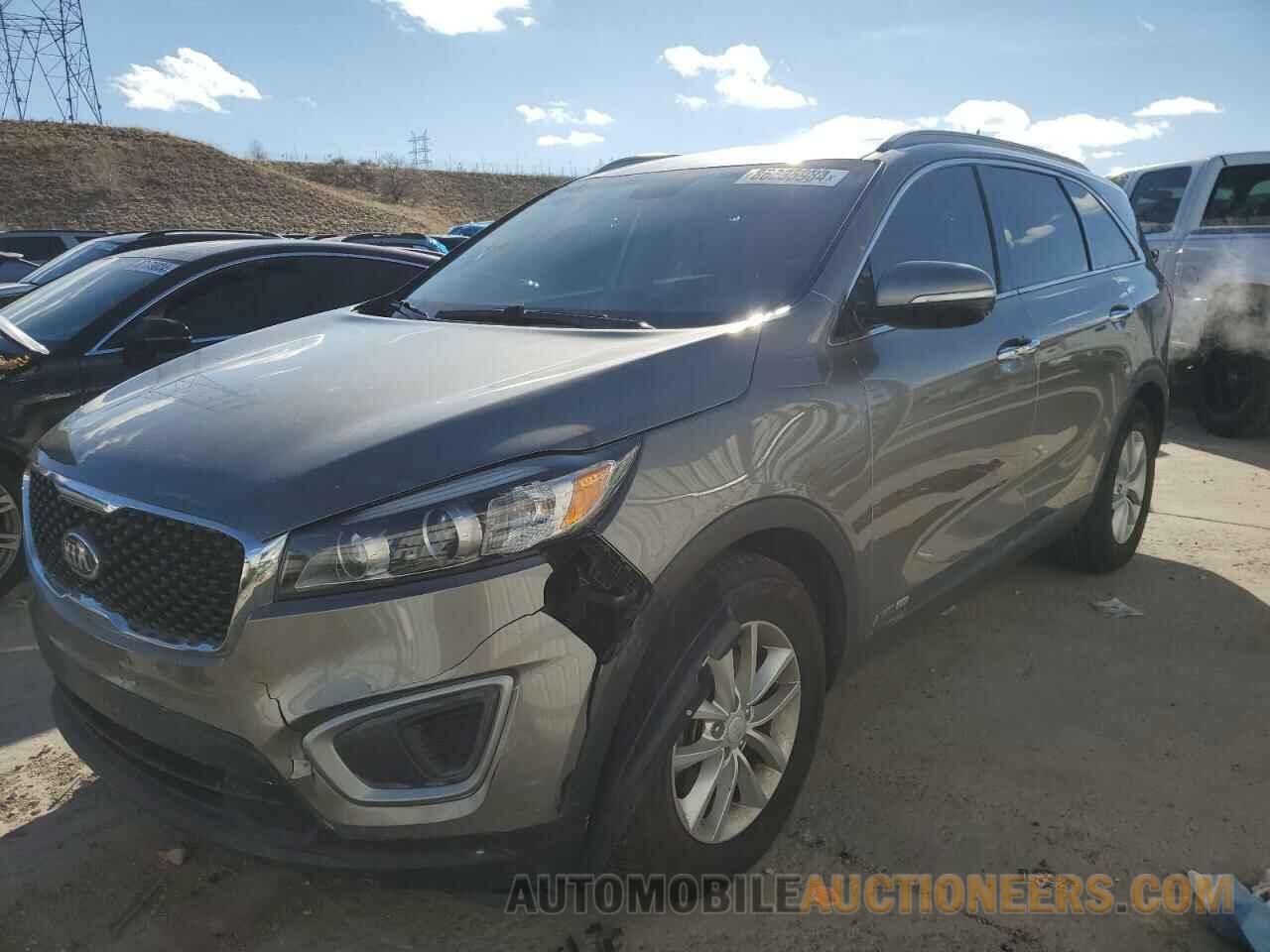 5XYPGDA50HG328648 KIA SORENTO 2017