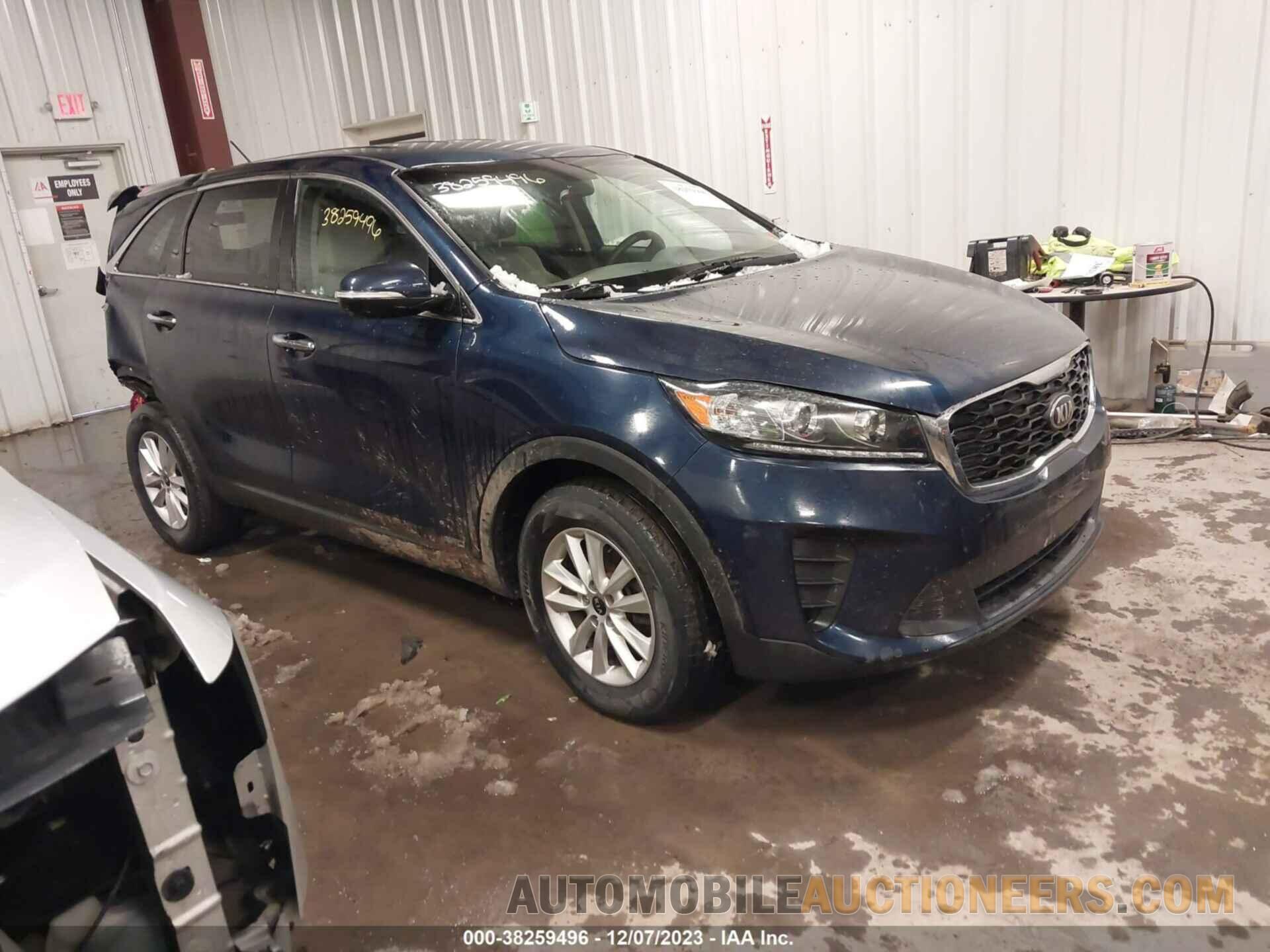 5XYPGDA50KG478587 KIA SORENTO 2019