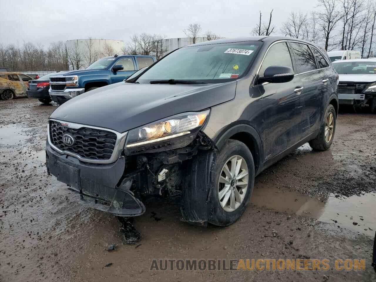 5XYPGDA52KG437569 KIA SORENTO 2019