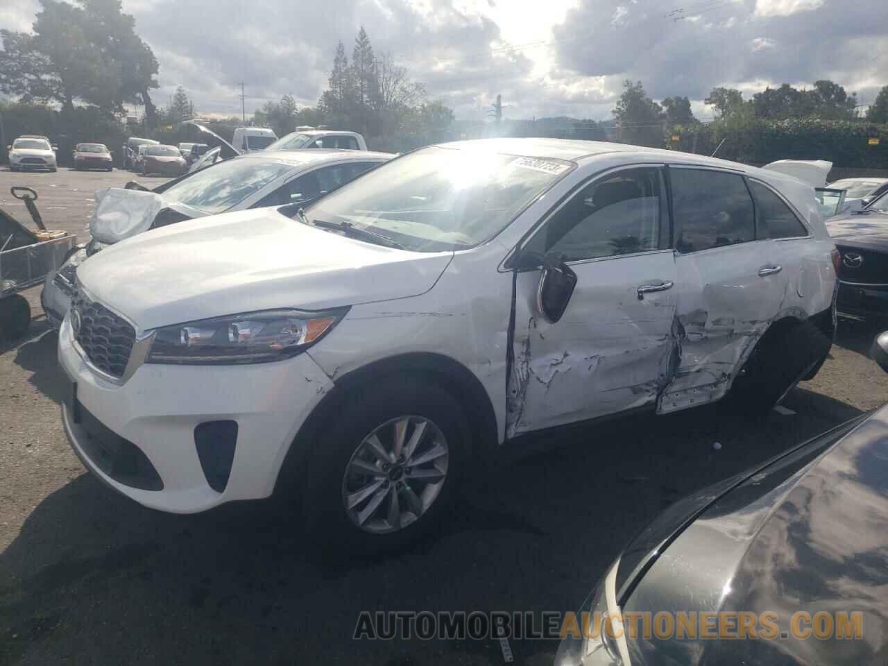 5XYPGDA52KG560921 KIA SORENTO 2019