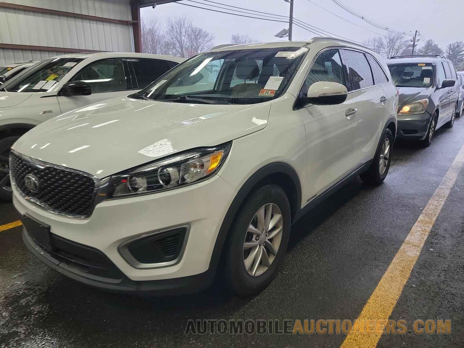 5XYPGDA53GG113120 Kia Sorento 2016