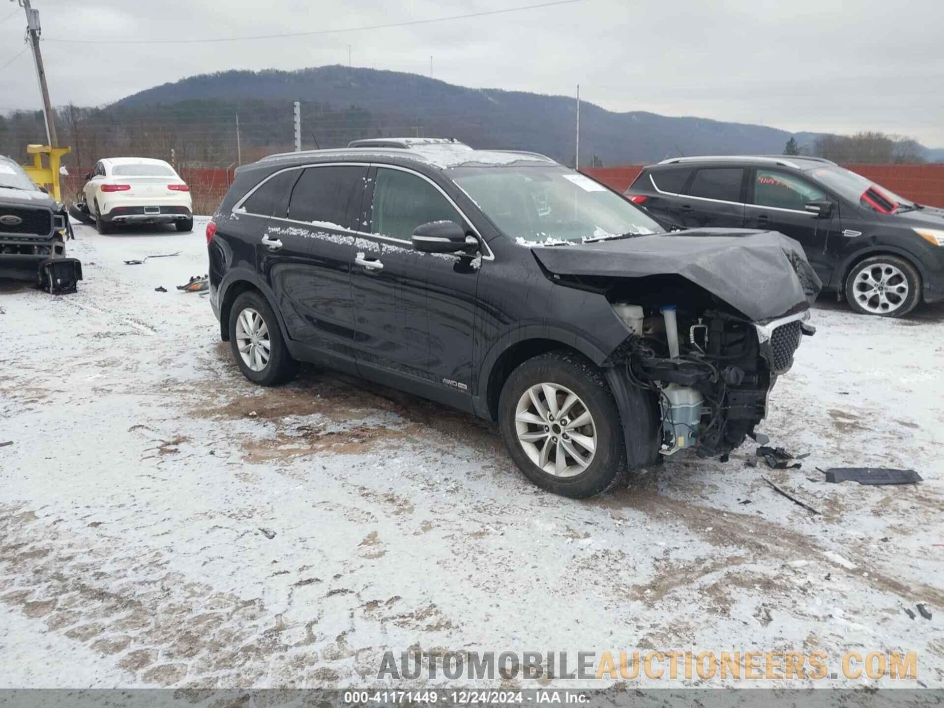 5XYPGDA53HG202901 KIA SORENTO 2017