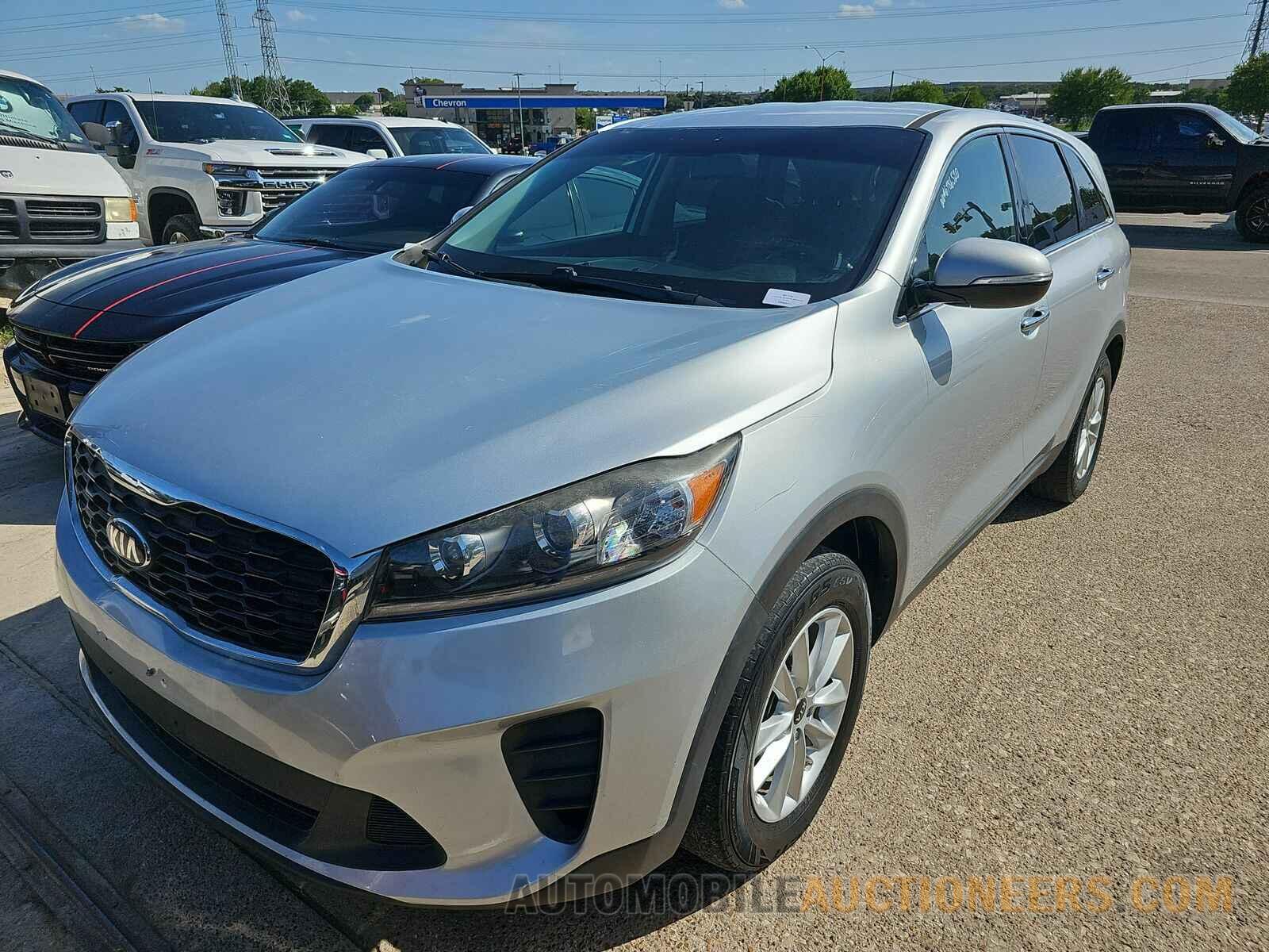 5XYPGDA54KG488698 Kia Sorento 2019