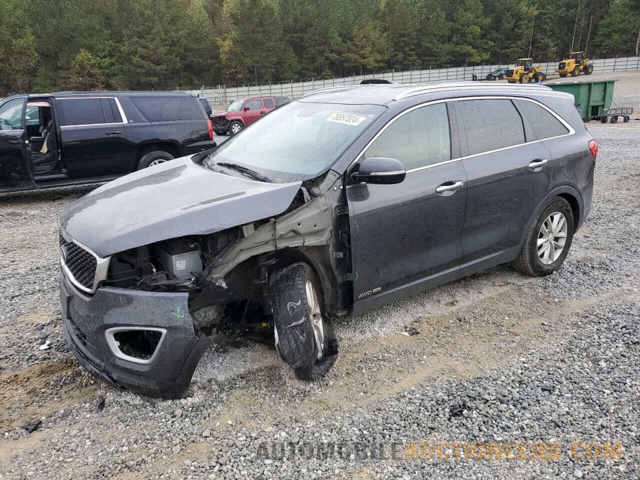 5XYPGDA55HG315586 KIA SORENTO 2017