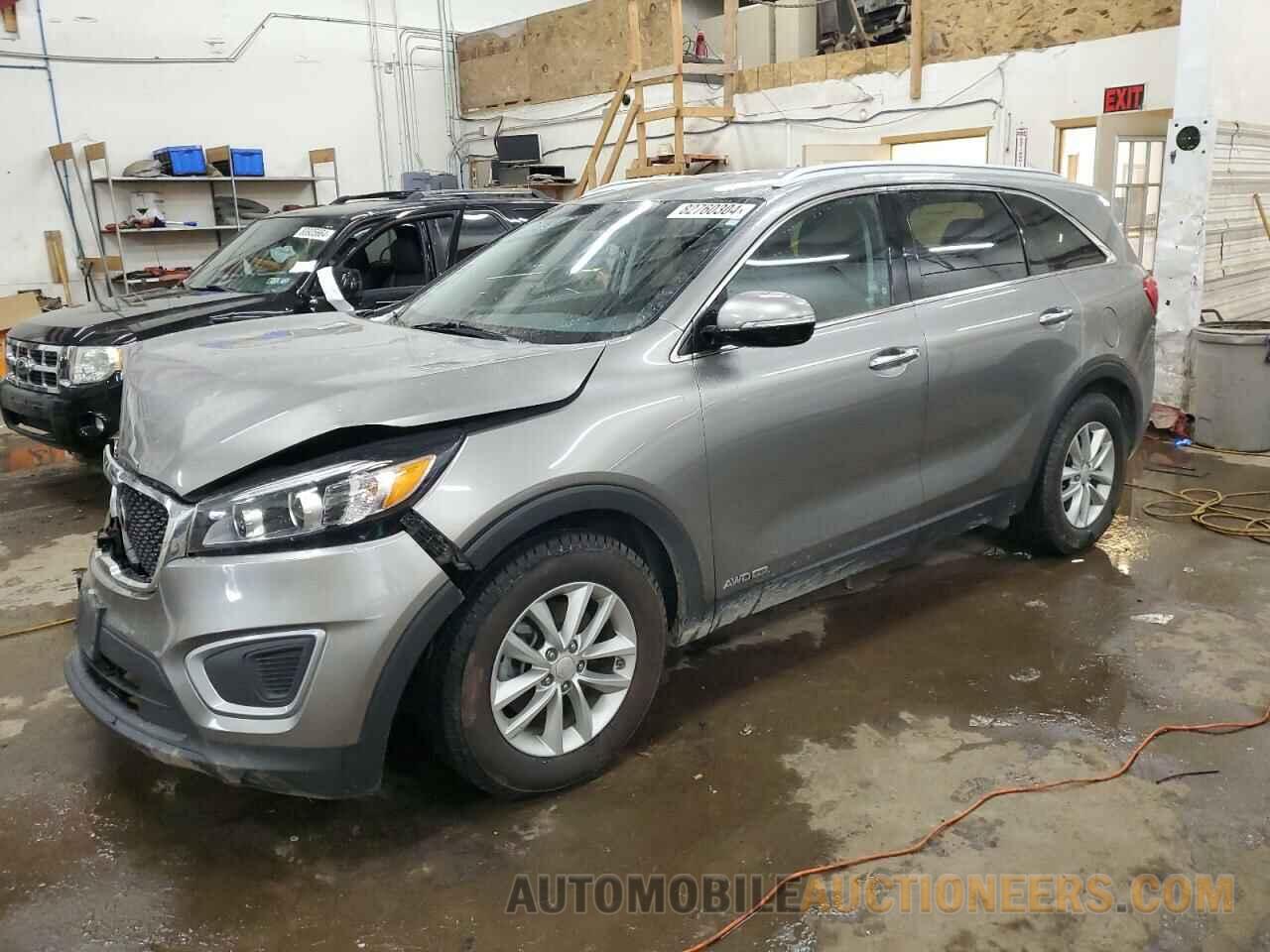 5XYPGDA56HG229557 KIA SORENTO 2017