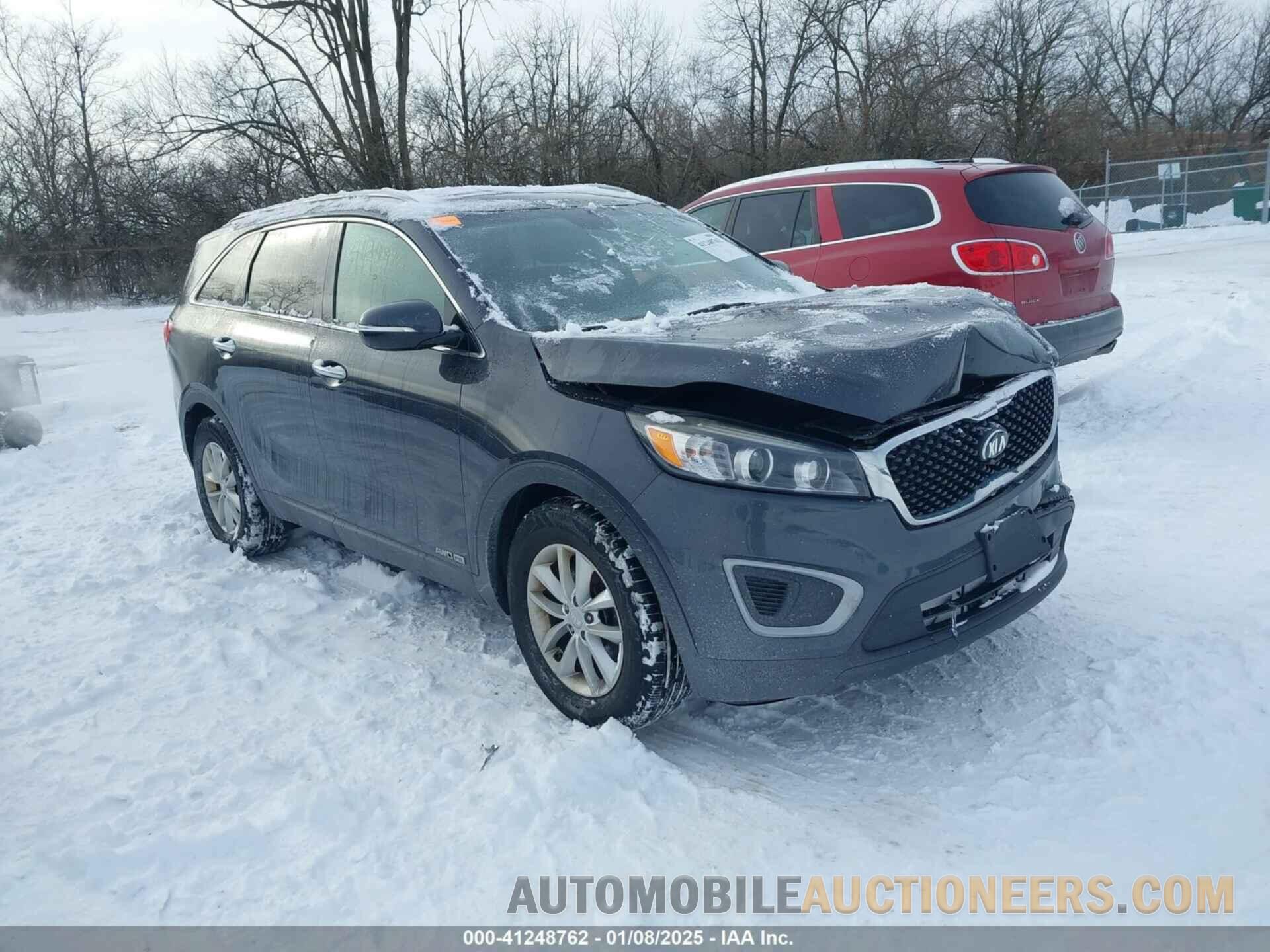 5XYPGDA56HG325575 KIA SORENTO 2017