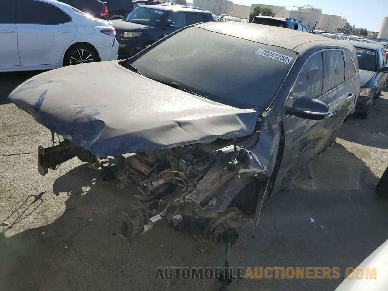 5XYPGDA56KG503668 KIA SORENTO 2019