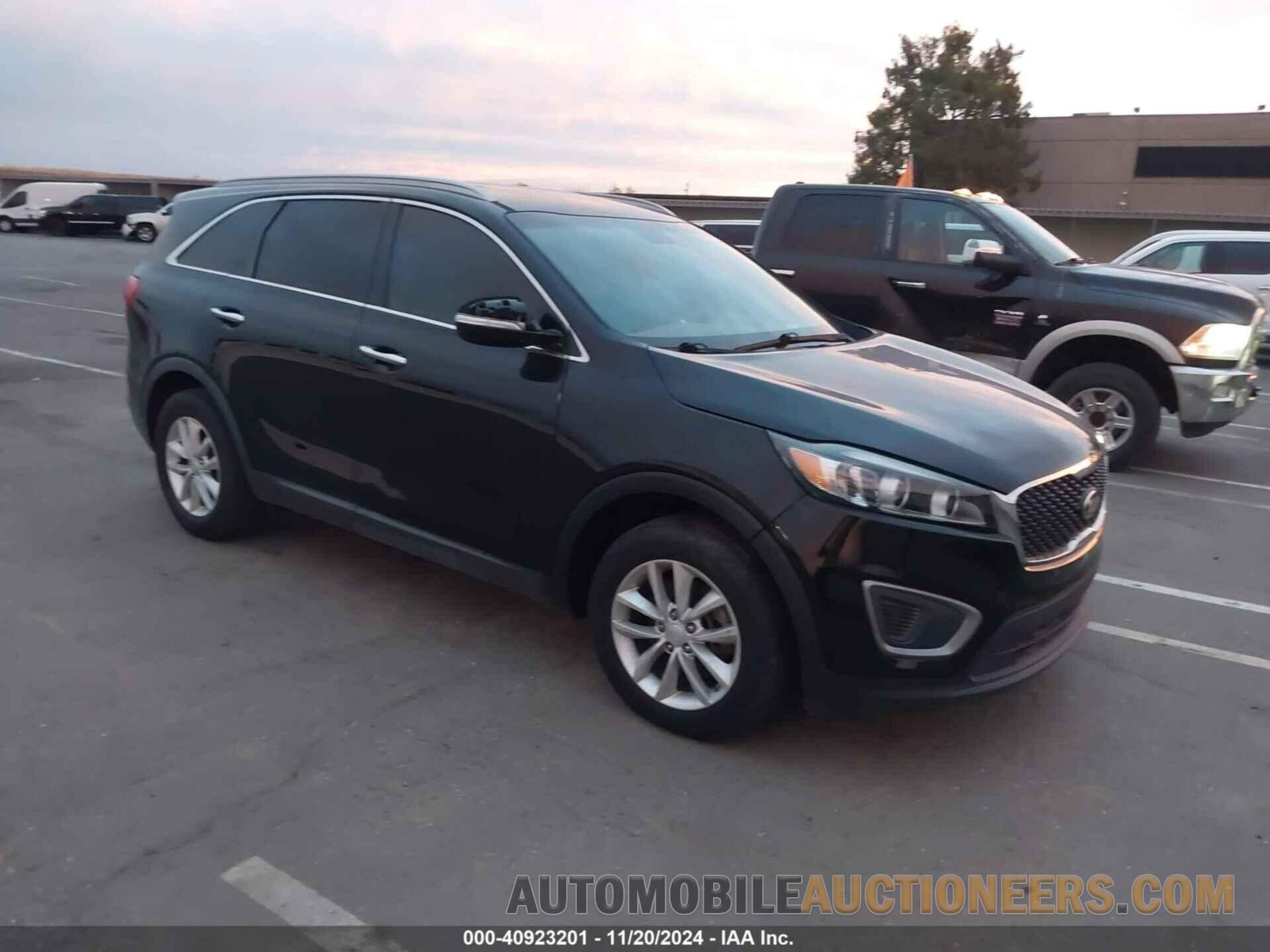 5XYPGDA57GG061264 KIA SORENTO 2016