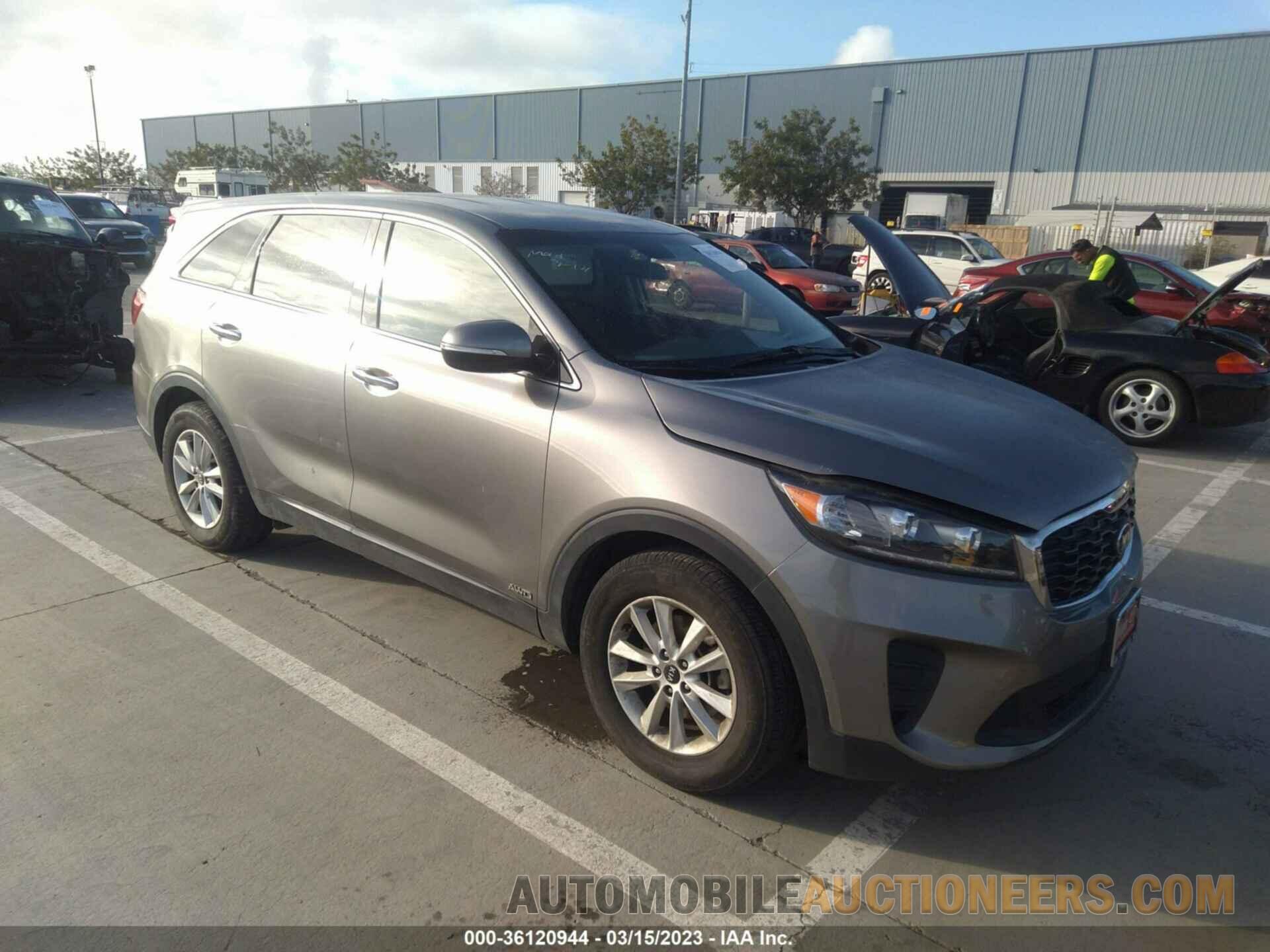 5XYPGDA57KG493488 KIA SORENTO 2019