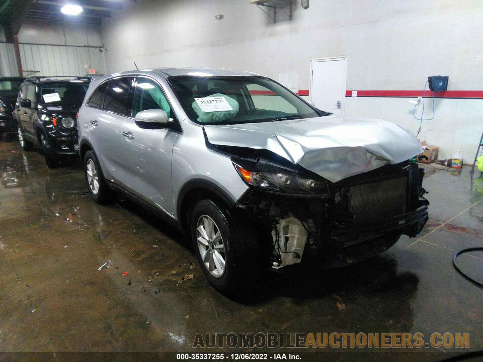 5XYPGDA57KG561417 KIA SORENTO 2019