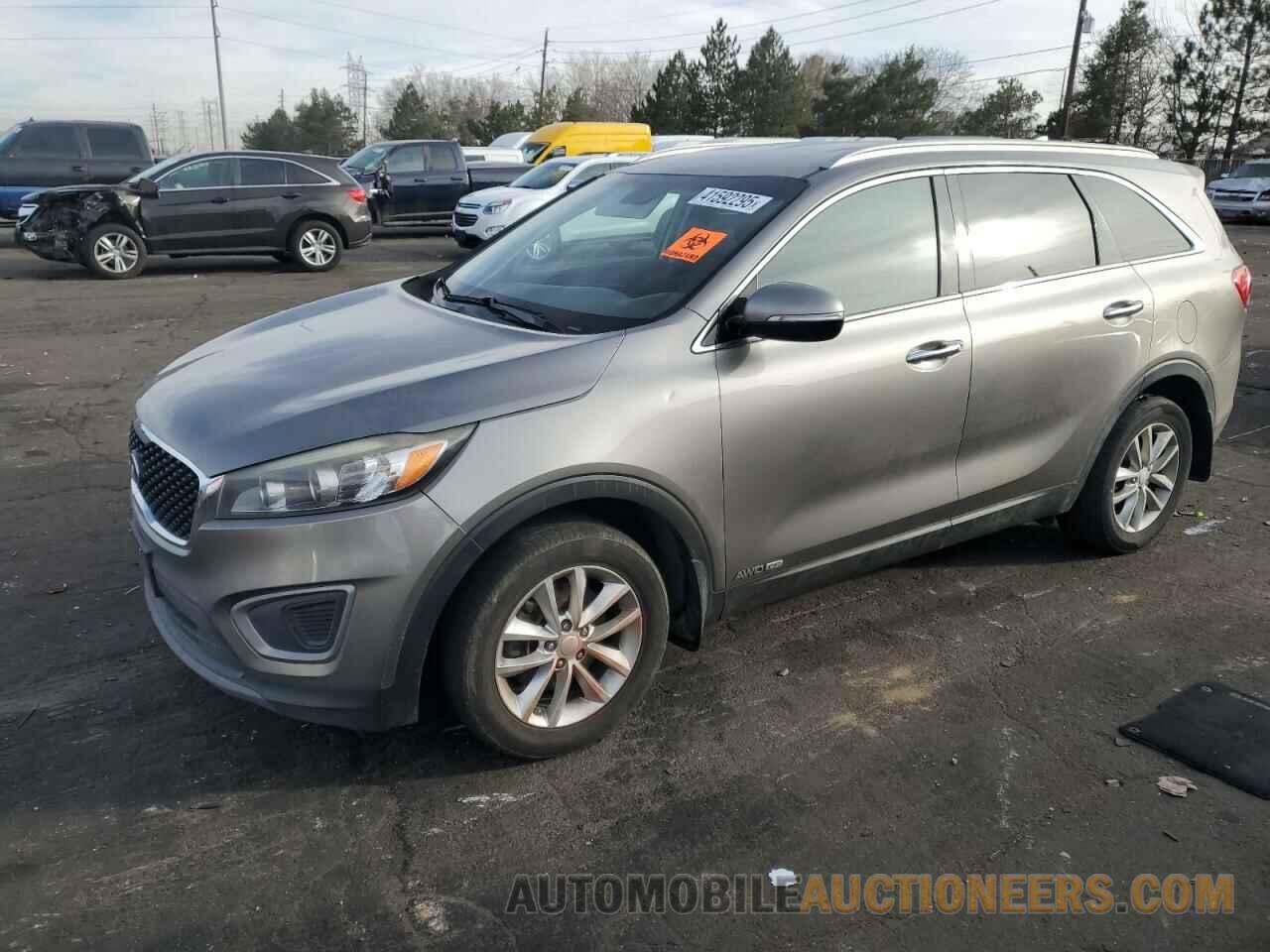 5XYPGDA58GG011831 KIA SORENTO 2016