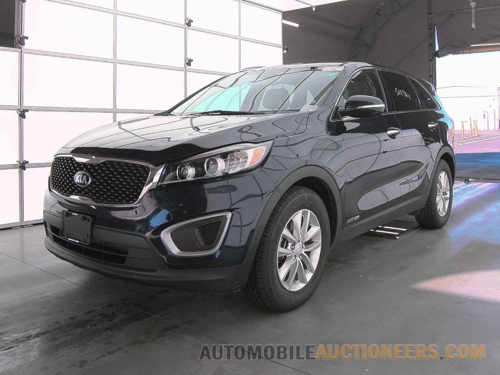 5XYPGDA58HG216745 Kia Sorento 2017