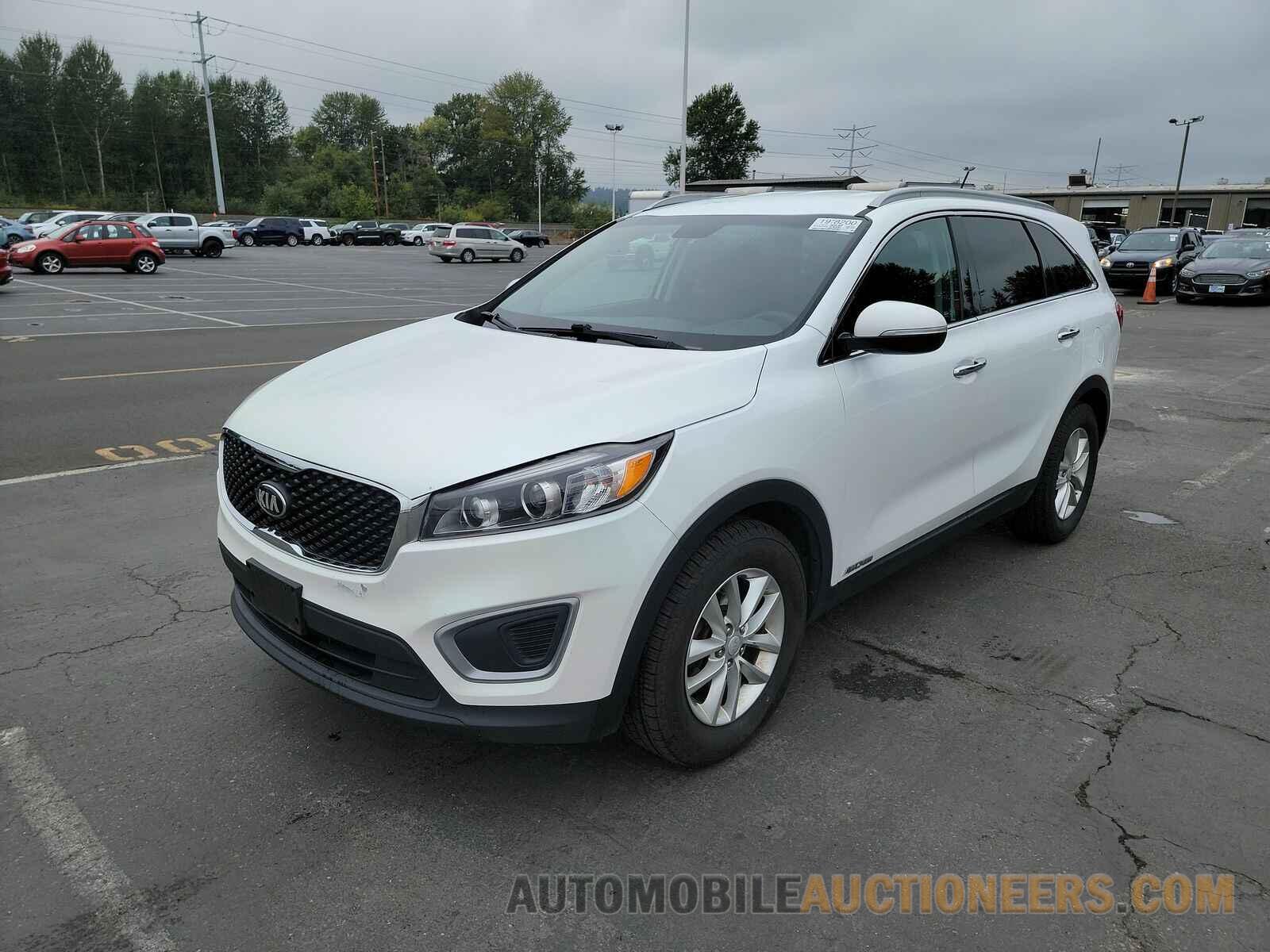 5XYPGDA5XHG194201 Kia Sorento 2017